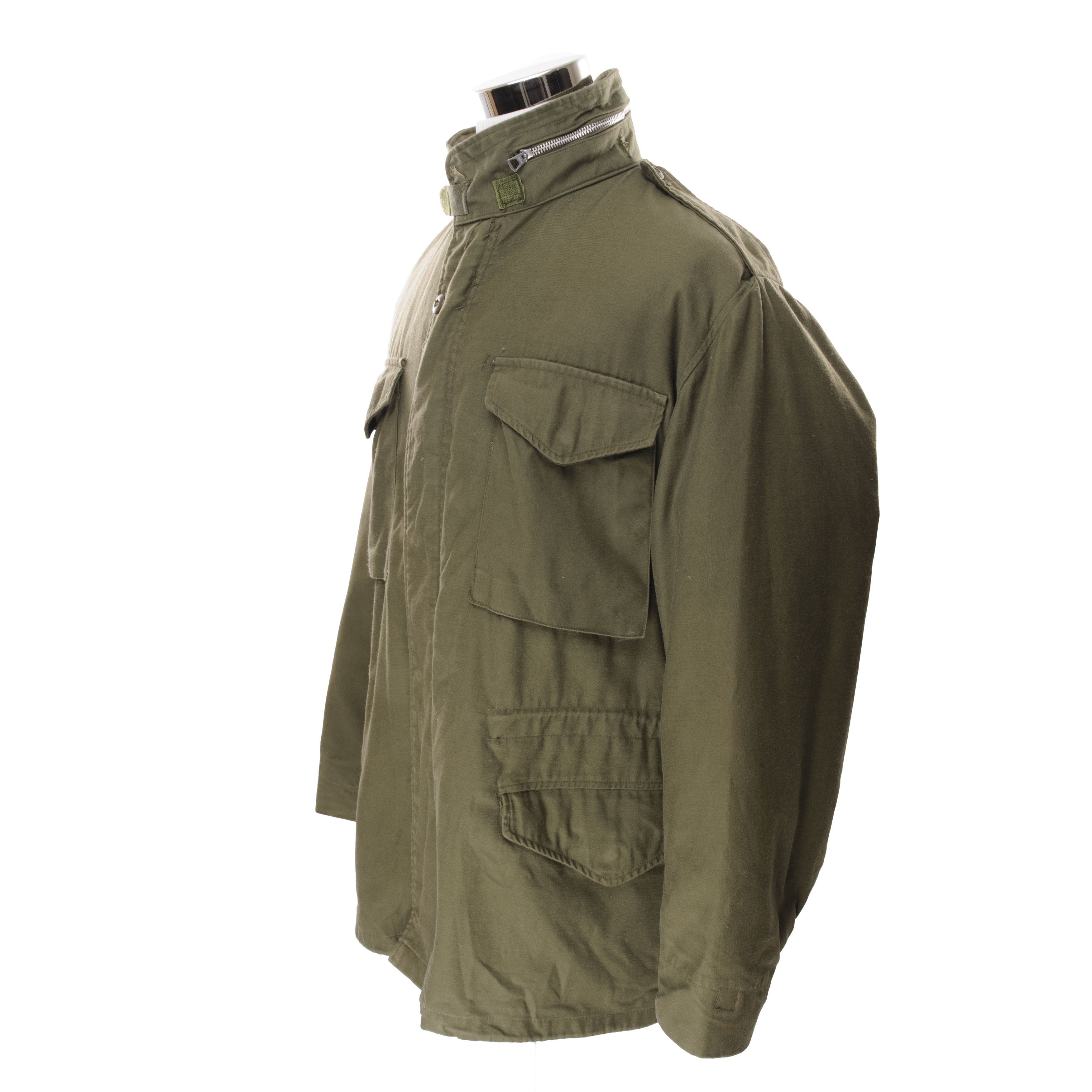 Vintage US Army M65 Alpha Industries Field Jacket - Vietnam War Era (1968) - Size Large Regular - Military Surplus Outerwear for Men - Perfect for Outdoor Adventures, Hunting & Vintage Fashion