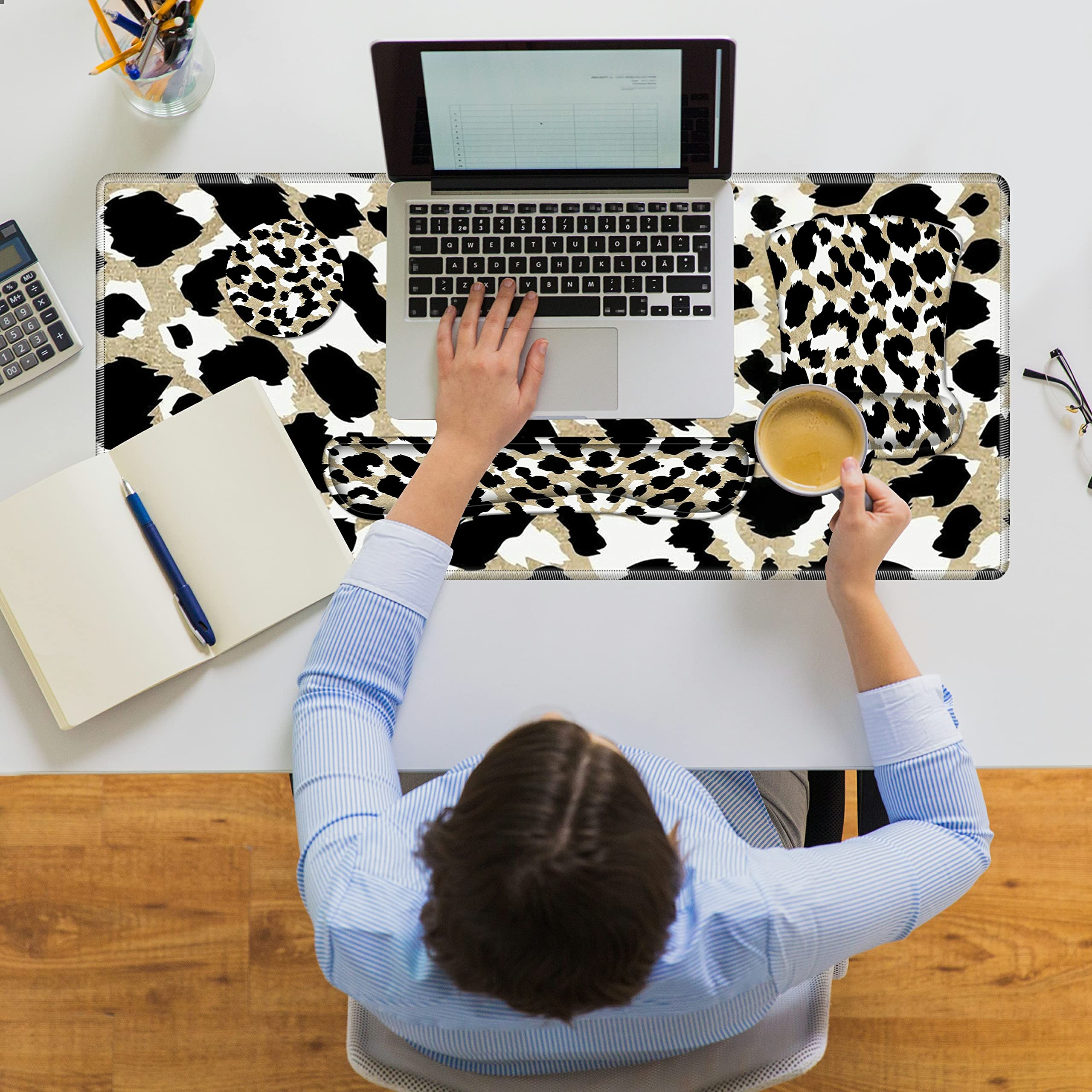Premium Gaming Mouse Pad Set with Memory Foam Wrist Rest & Non-Slip Desk Mat - 31.5×11.8 Inch Leopard Print Mousepad for Keyboard & Mouse - Perfect for PC Gaming, Office Work & Home Computer Setup