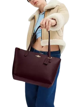 Coach Fiona Zip Tote Bag for Women - Stylish Leather Shoulder Handbag with Zipper Closure - Perfect for Work, Travel & Everyday Use