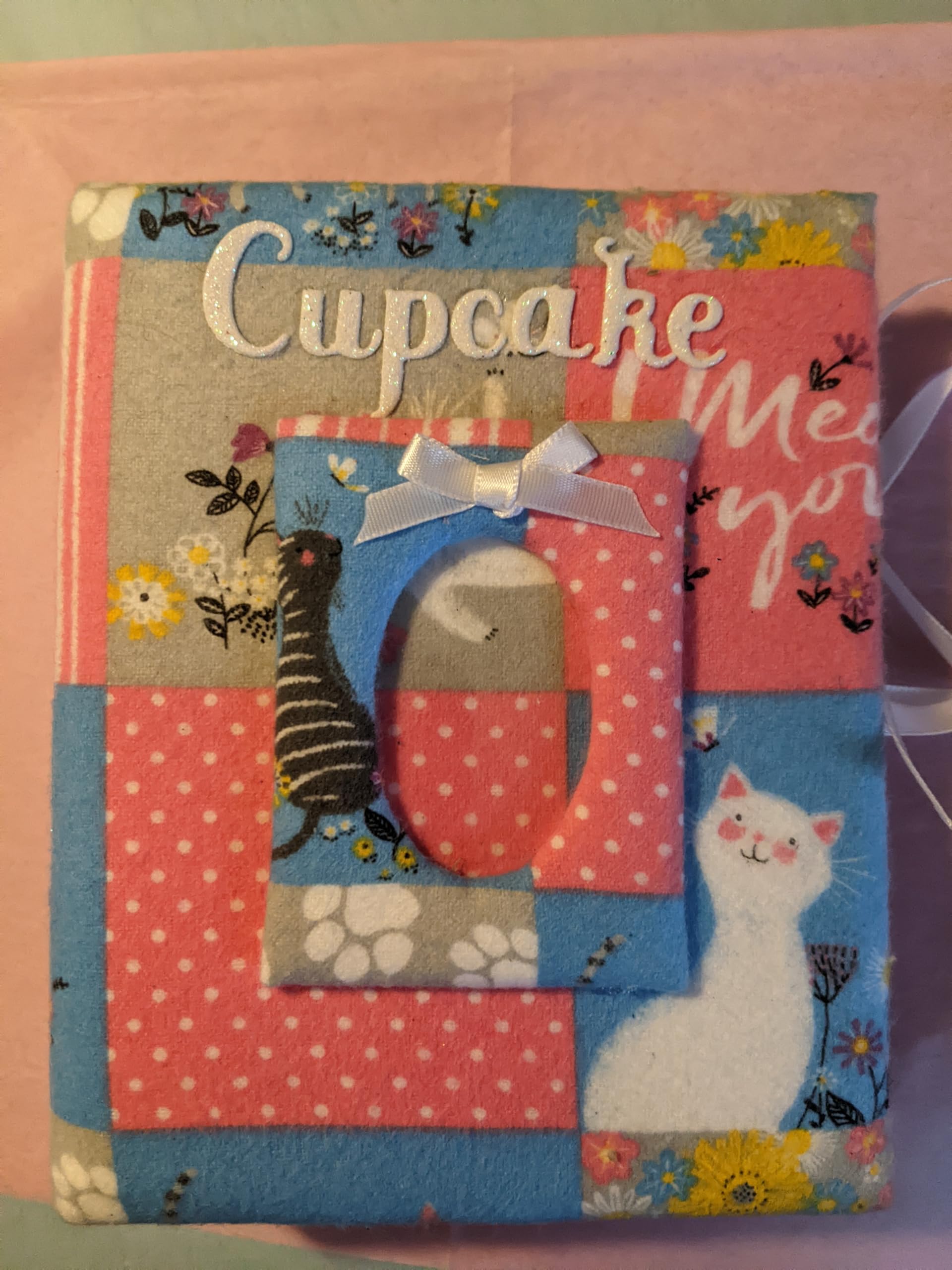 Handmade Custom Fabric Photo Album for Cats & Kittens - Holds 100 4x6 Photos - Perfect for Pet Memories, Baby Photos & Wedding Keepsakes