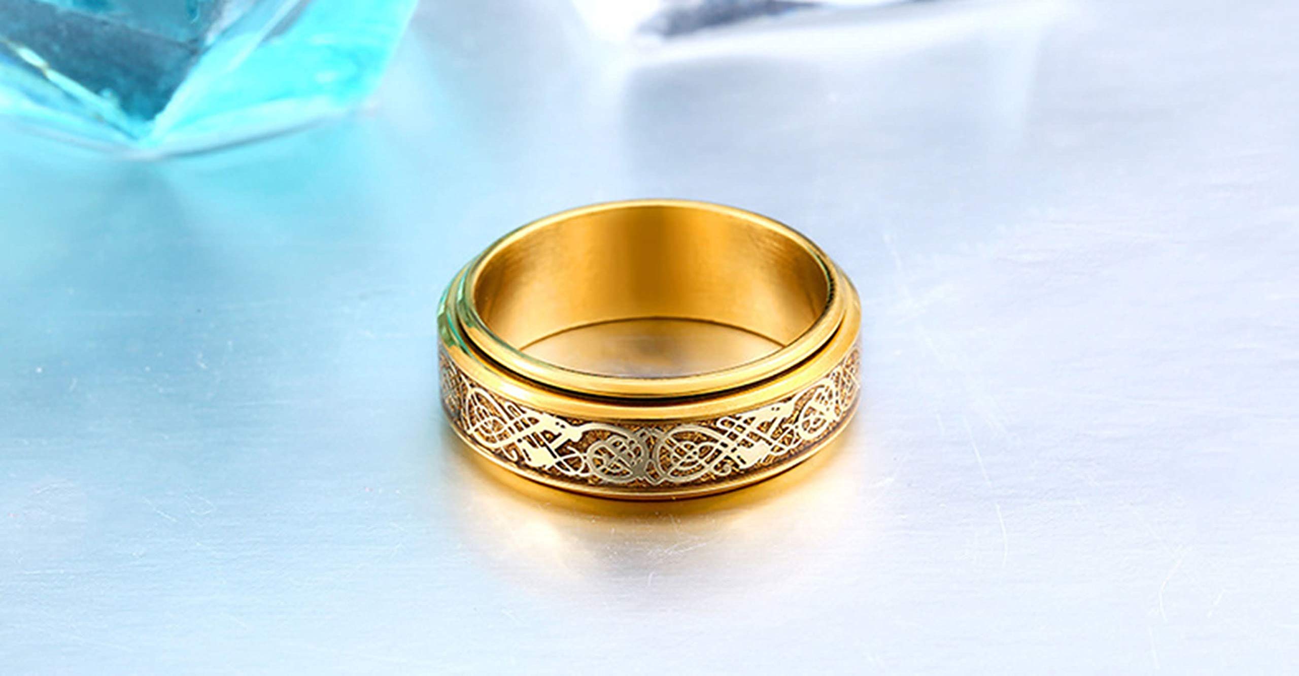 Men's Stainless Steel Gold Dragon Pattern Engagement Ring - Size R 1/2 - Perfect for Weddings, Proposals & Anniversary Gifts