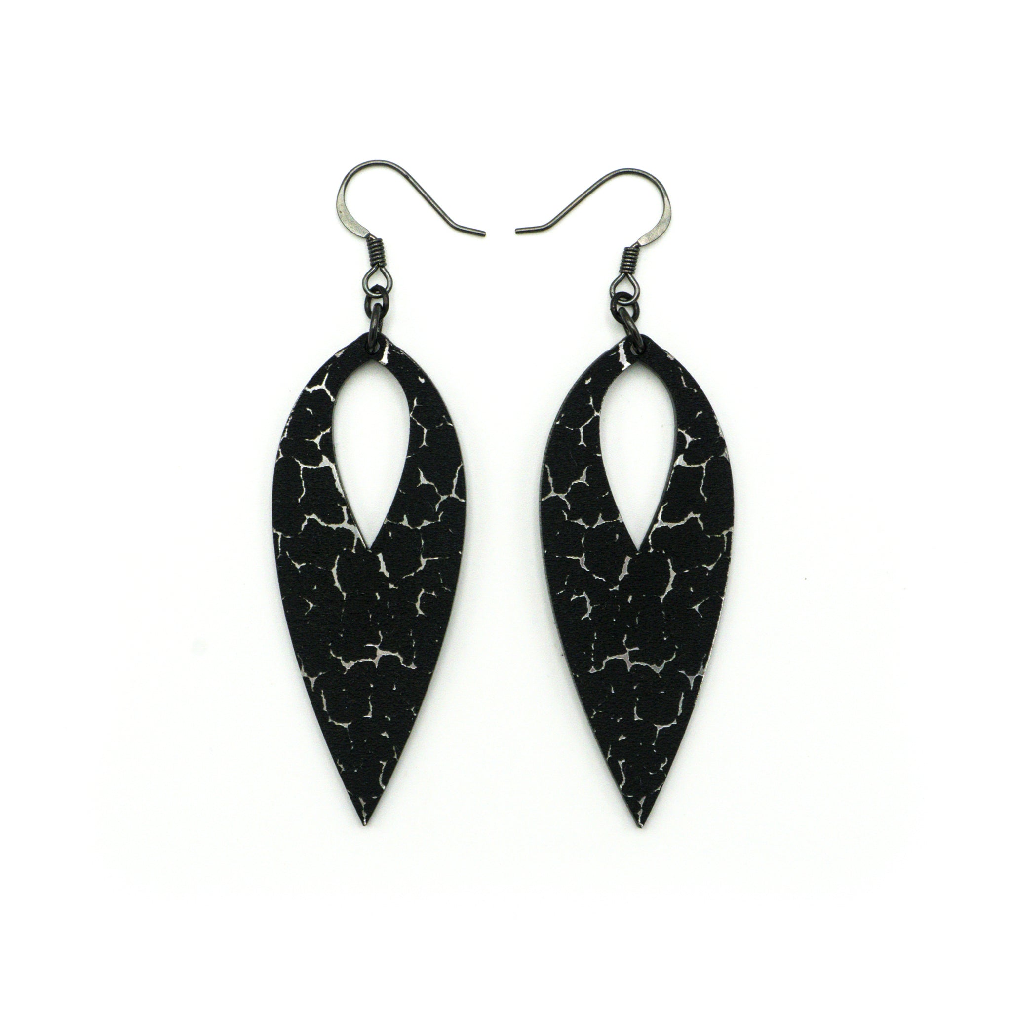 Nativas 39R Acrylic Earrings - Brushed Silver & Black | Lightweight Fashion Jewelry for Women, Perfect for Parties, Weddings & Everyday Wear