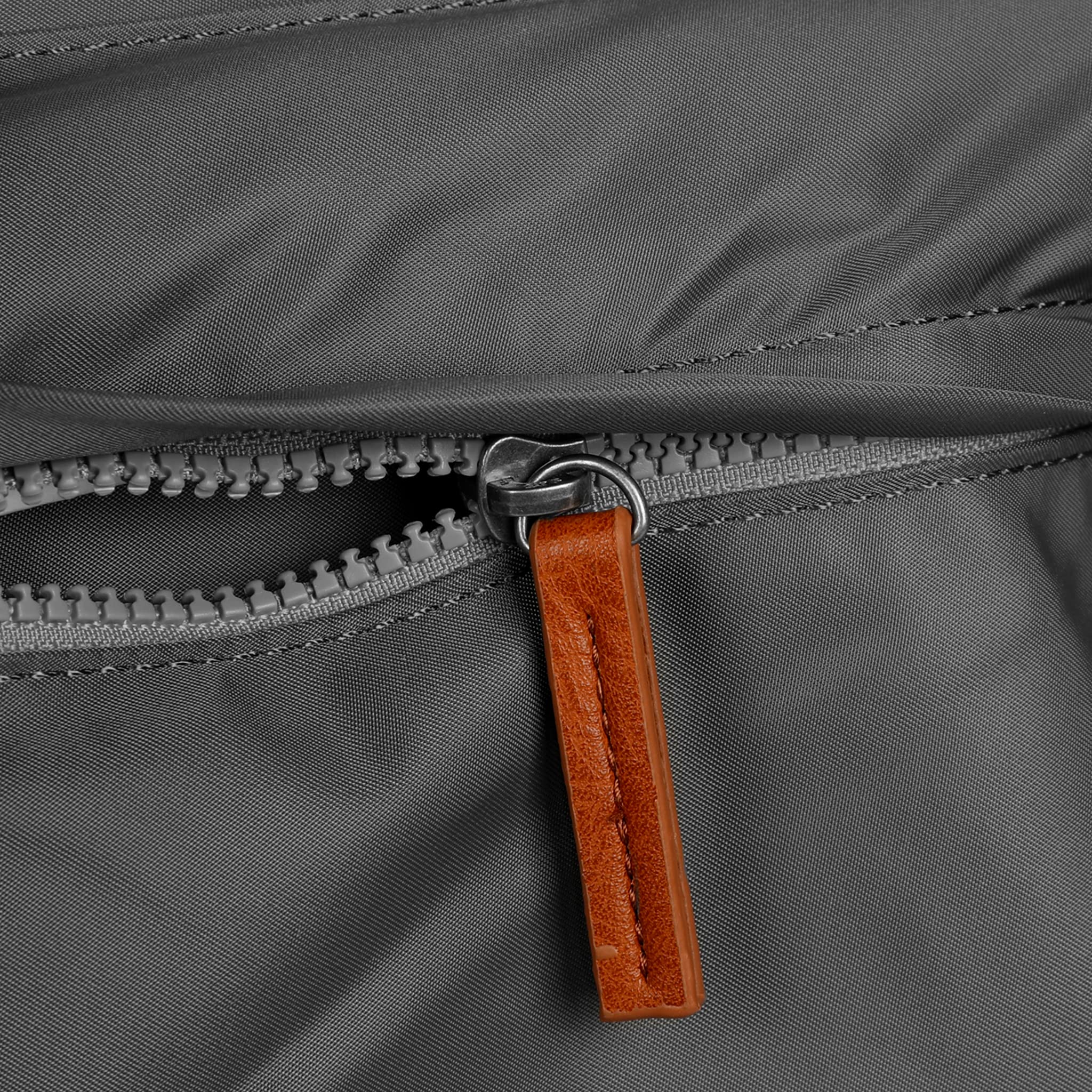 ROKA Kennington Medium Nylon Crossbody Bag for Women & Men - Multi-Pocket Unisex Shoulder Bag with Adjustable Strap & Chunky Zipper - Perfect for Travel, Work, School, Commuting & Daily Essentials