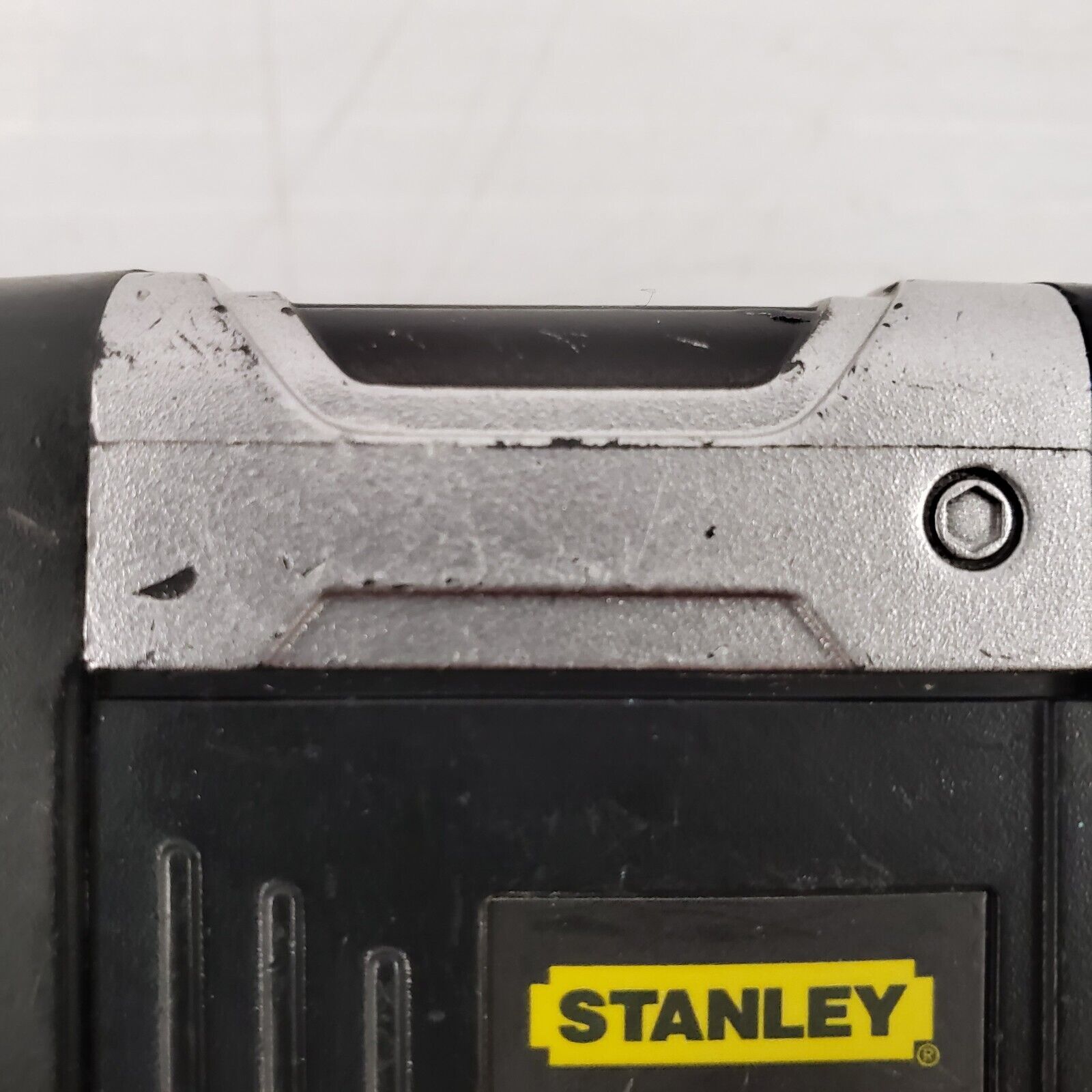 Stanley PC1A09 Power Inverter - 900W Continuous/1800W Peak, 12V DC to 120V AC, Car Power Converter for Laptops, CPAP, TVs - Perfect for Road Trips, Camping & Emergency Power Outages