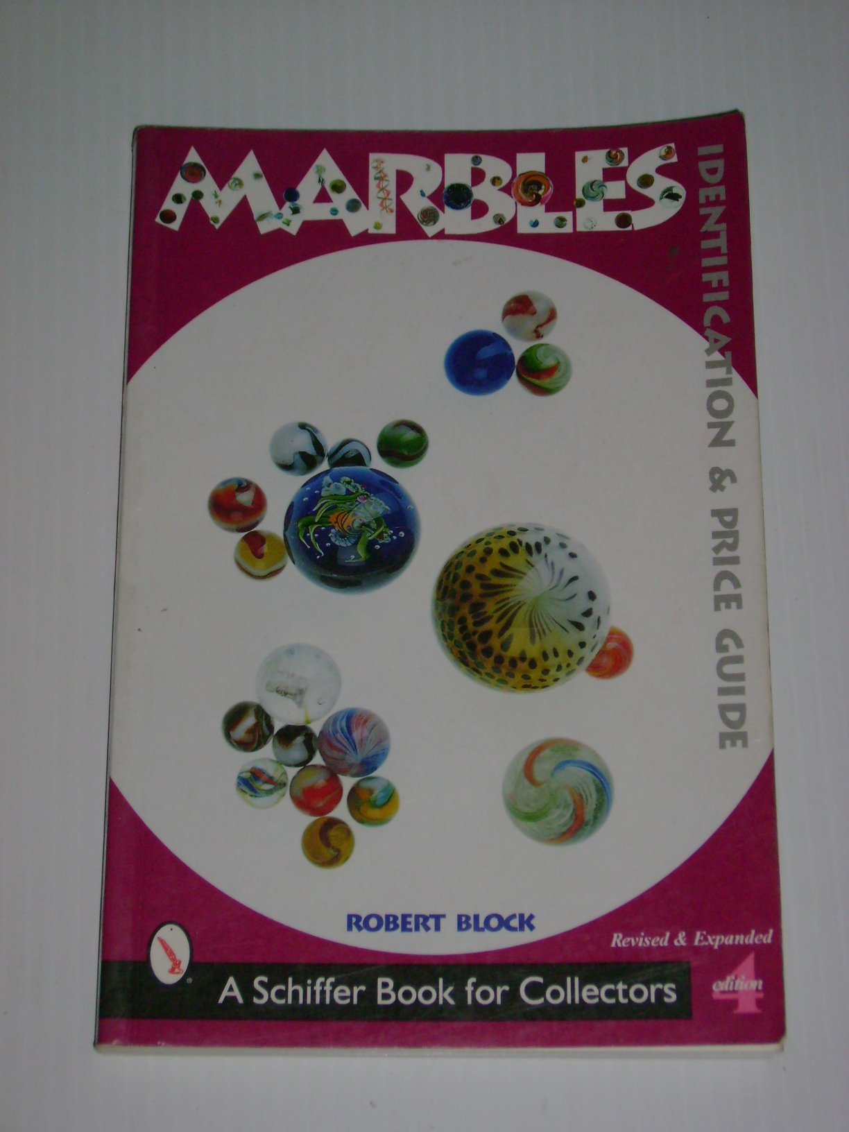 Antique & Vintage Marbles: Ultimate Identification & Price Guide for Collectors – Perfect for Display, Trading & Home Decor