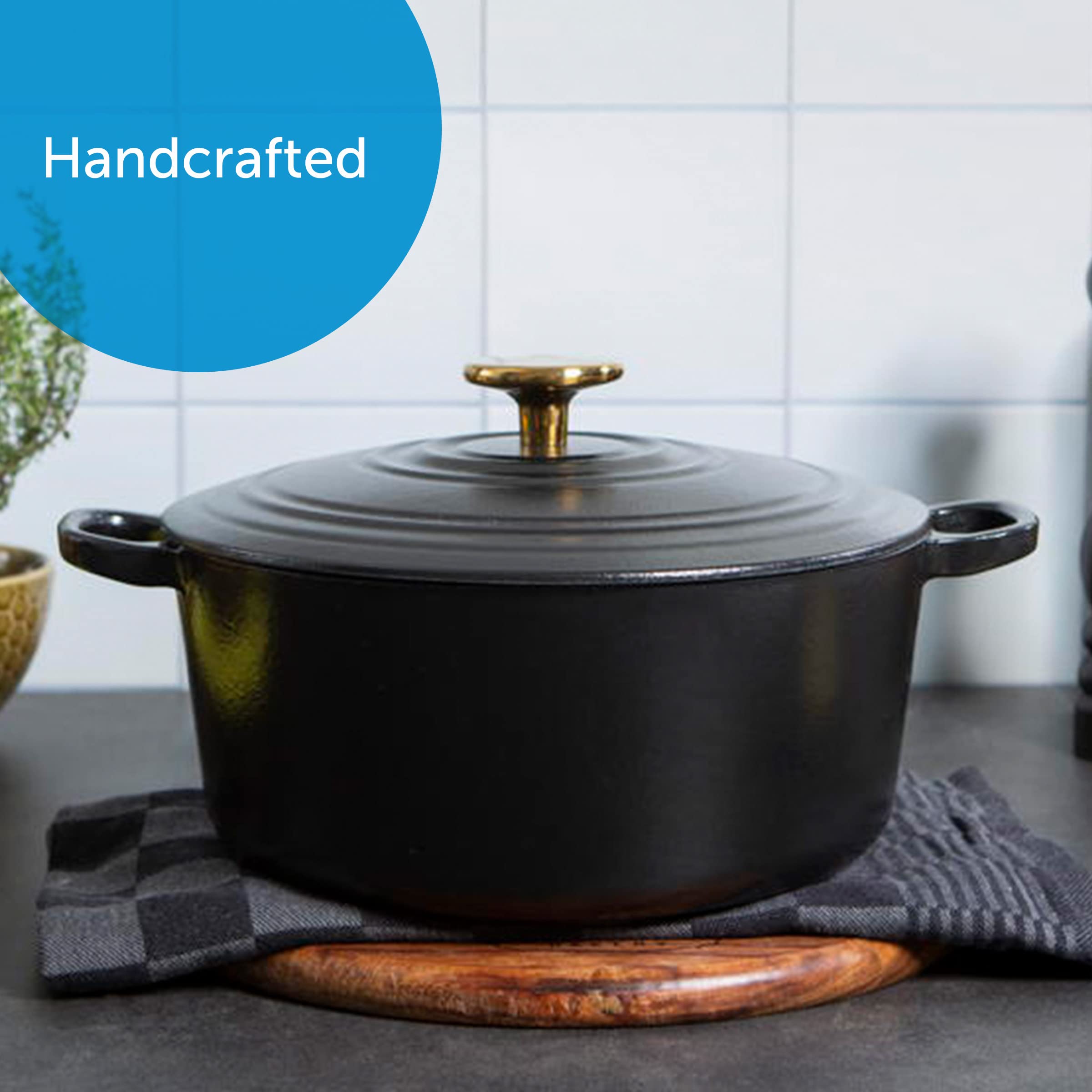 BK Cookware Bourgogne Enameled Cast Iron 4.4QT Dutch Oven - Pitch Black | Heavy Duty Cast Iron Pot for Braising, Stewing & Baking | Perfect for Soups, Casseroles & Bread Making in Oven or Stovetop