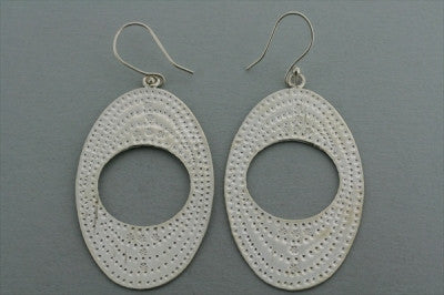 Stylish Needle Hammer Oval Earrings for Women - Trendy Handmade Jewelry for Everyday Wear & Special Occasions