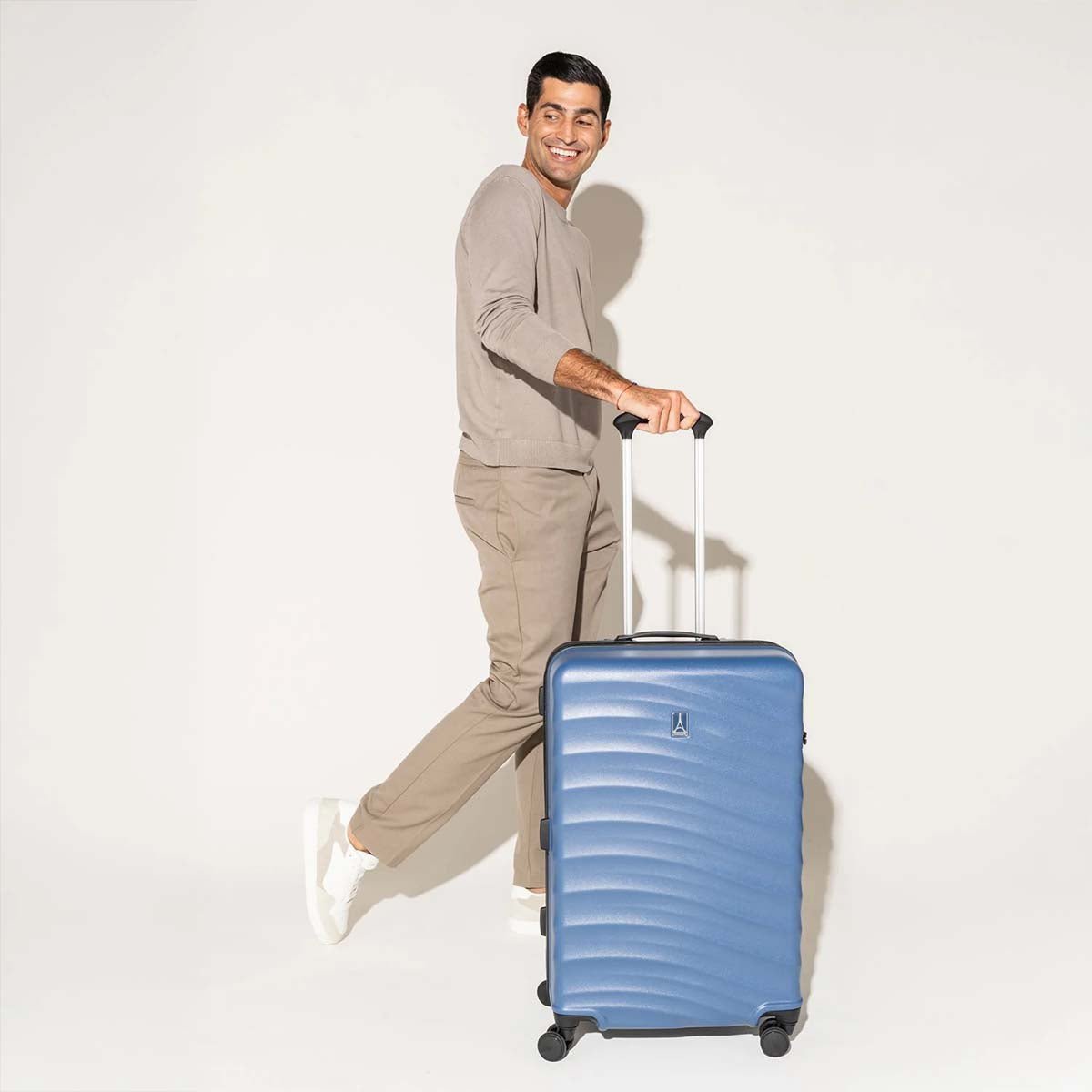 Travelpro Maxlite Air V2 Lightweight Hardside Spinner Luggage Set (3-Piece) - Perfect for International Travel & Business Trips