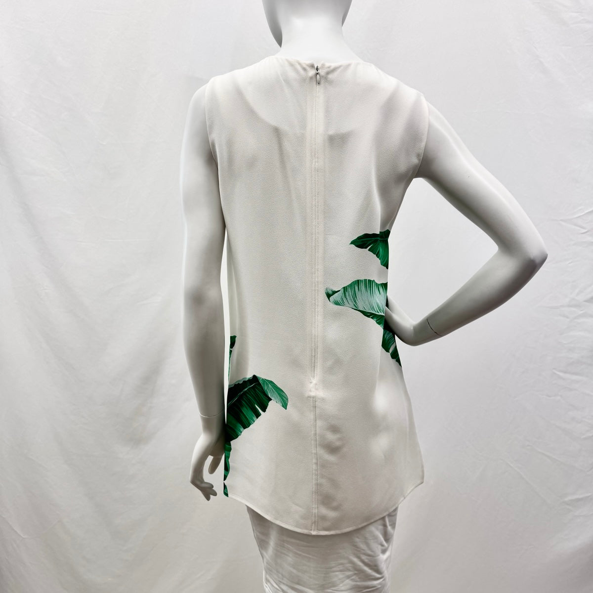 Dolce & Gabbana Women's Luxury Tunic Top - Elegant Flowy Blouse for Casual Wear & Office Outfits