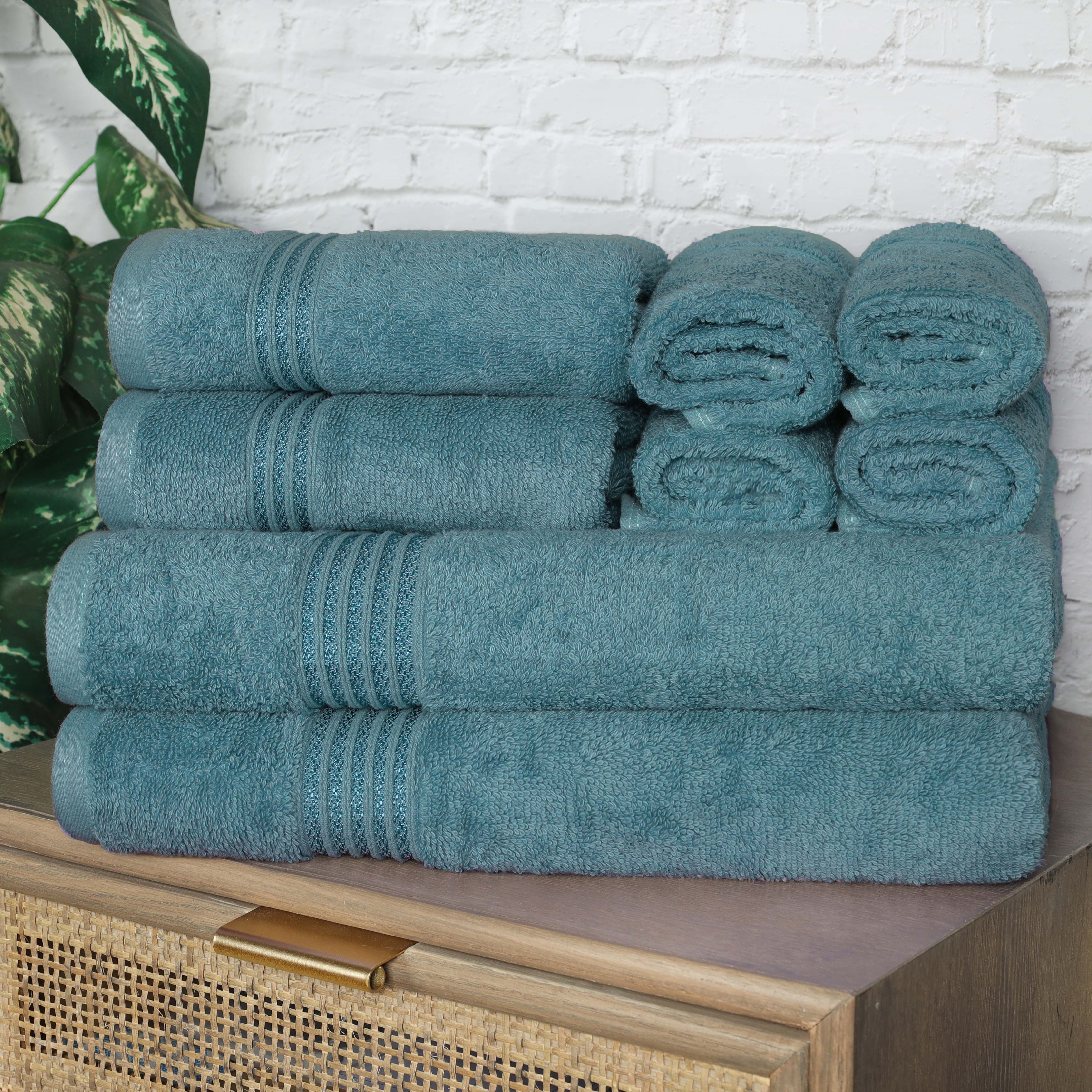Premium Egyptian Cotton 8-Piece Bath Towel Set - Ultra Soft, Highly Absorbent & Quick-Drying - Perfect for Spa, Bathroom & Beach Use