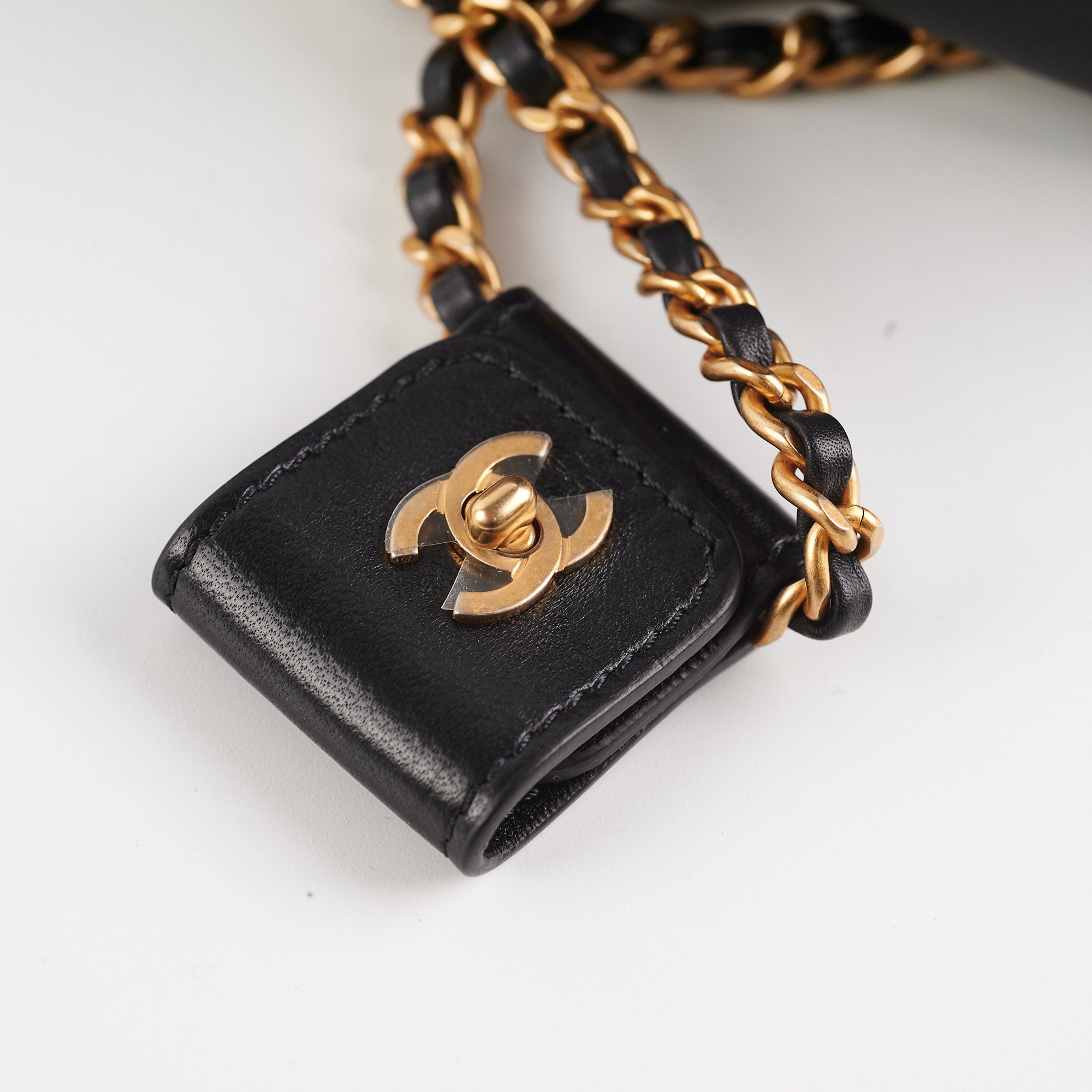 Chanel Classic Flap Bag Black Leather Shoulder Bag for Women | Luxury Designer Handbag for Evening Parties, Date Nights & Special Occasions