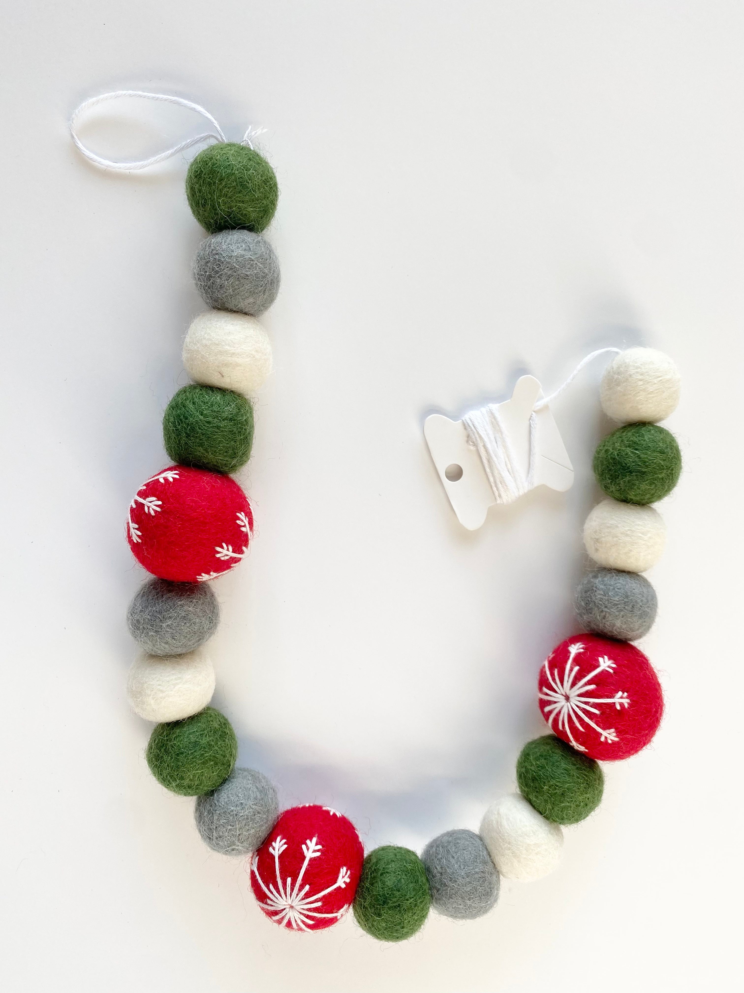 Elegant Garland Accessory Bundle for Christmas Tree Decorations - Perfect for Holiday Home Decor, Party & Wedding