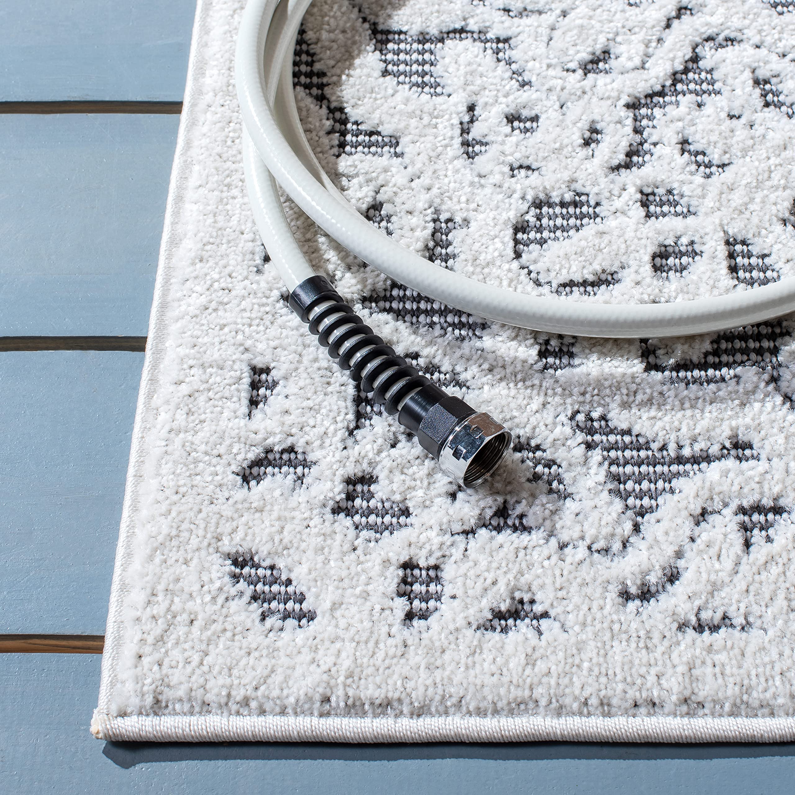 SAFAVIEH Cabana Collection 9' x 12' Ivory & Grey Area Rug - Non-Shedding, Easy Care, Stain Resistant - Perfect for Living Room, Bedroom, Dining Room & High Traffic Areas - Soft & Durable for Family Homes & Pet Owners (CBN662A)