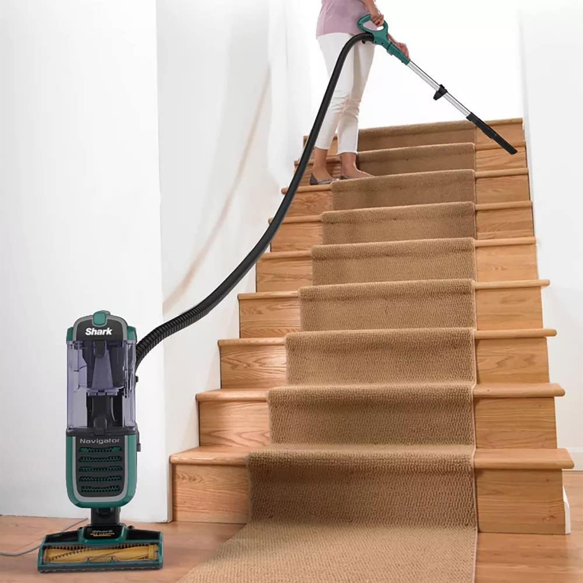 SHARK ZU51 Navigator Swivel Pro Pet Upright Vacuum Cleaner with Self-Cleaning Brushroll - Green (Renewed) | Powerful Pet Hair & Allergen Removal for Carpets & Hard Floors | Ideal for Homes with Pets & Allergy Sufferers