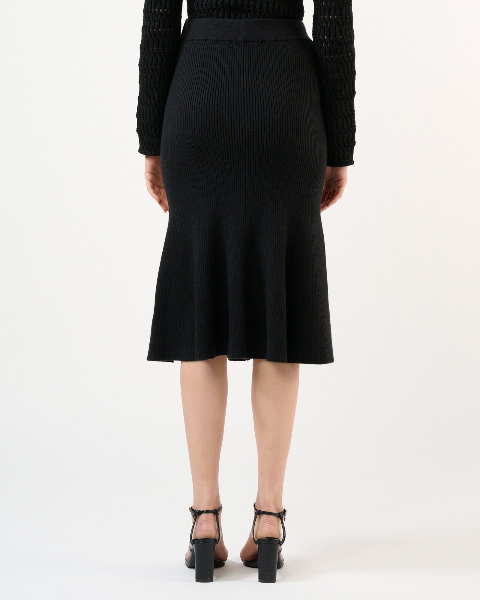 Elegant Auburn Skirt for Women - Black Midi Skirt with Flowy Design | Perfect for Office, Party & Casual Wear