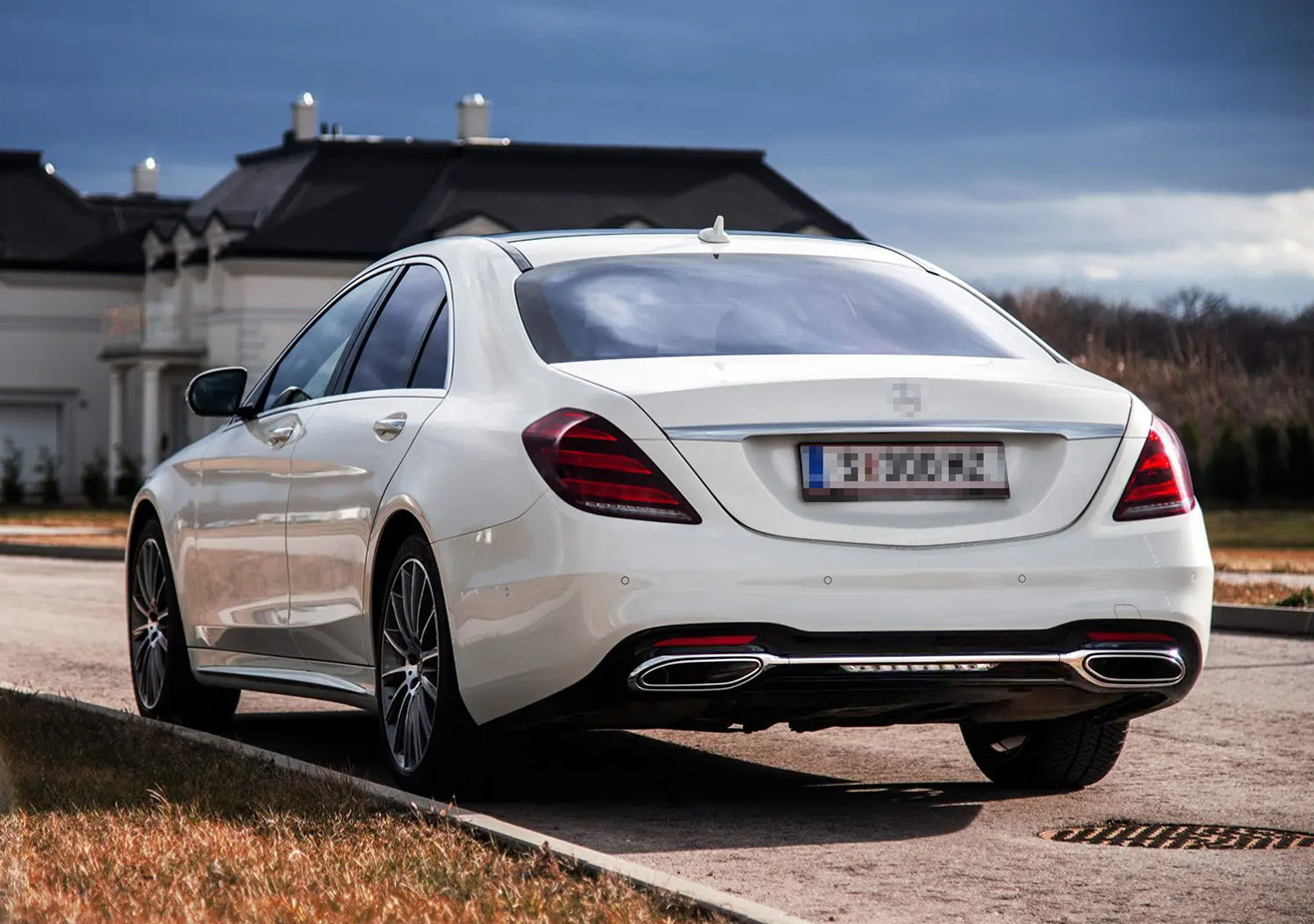 Mercedes W222 S Class Euro Rear Fog Lamp with Rear Bumper Fog Opening Diffuser - Perfect for Night Driving & Enhanced Safety in Low Visibility Conditions