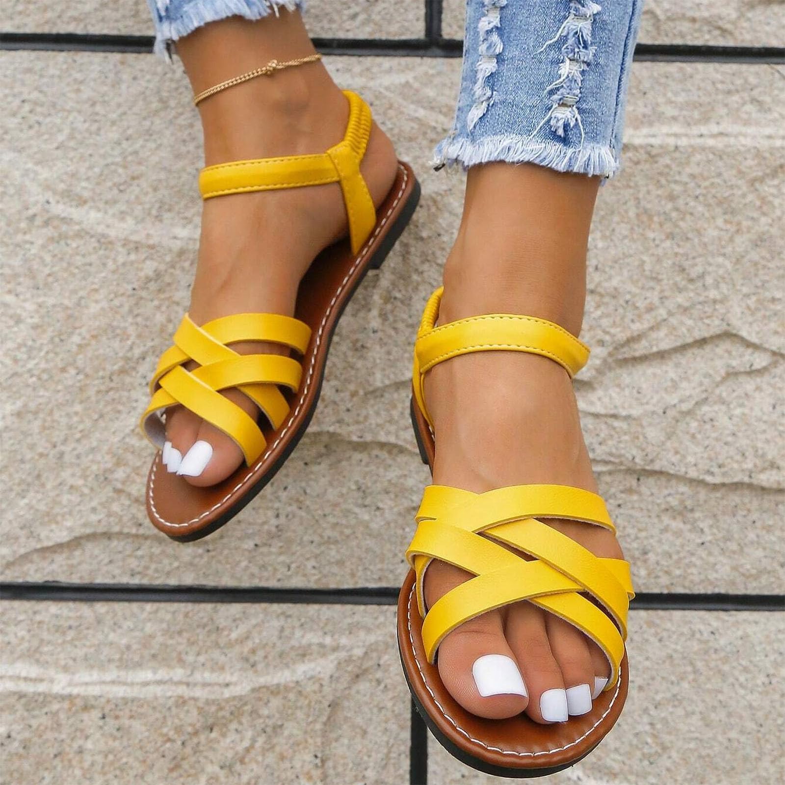 Oelaio Women's Fashion Sandals 2024 - Oversized Flat Roman Beach Sandals for Women, Size 9.5 in Pink | Comfortable Summer Shoes for Walking, Travel & Casual Outings
