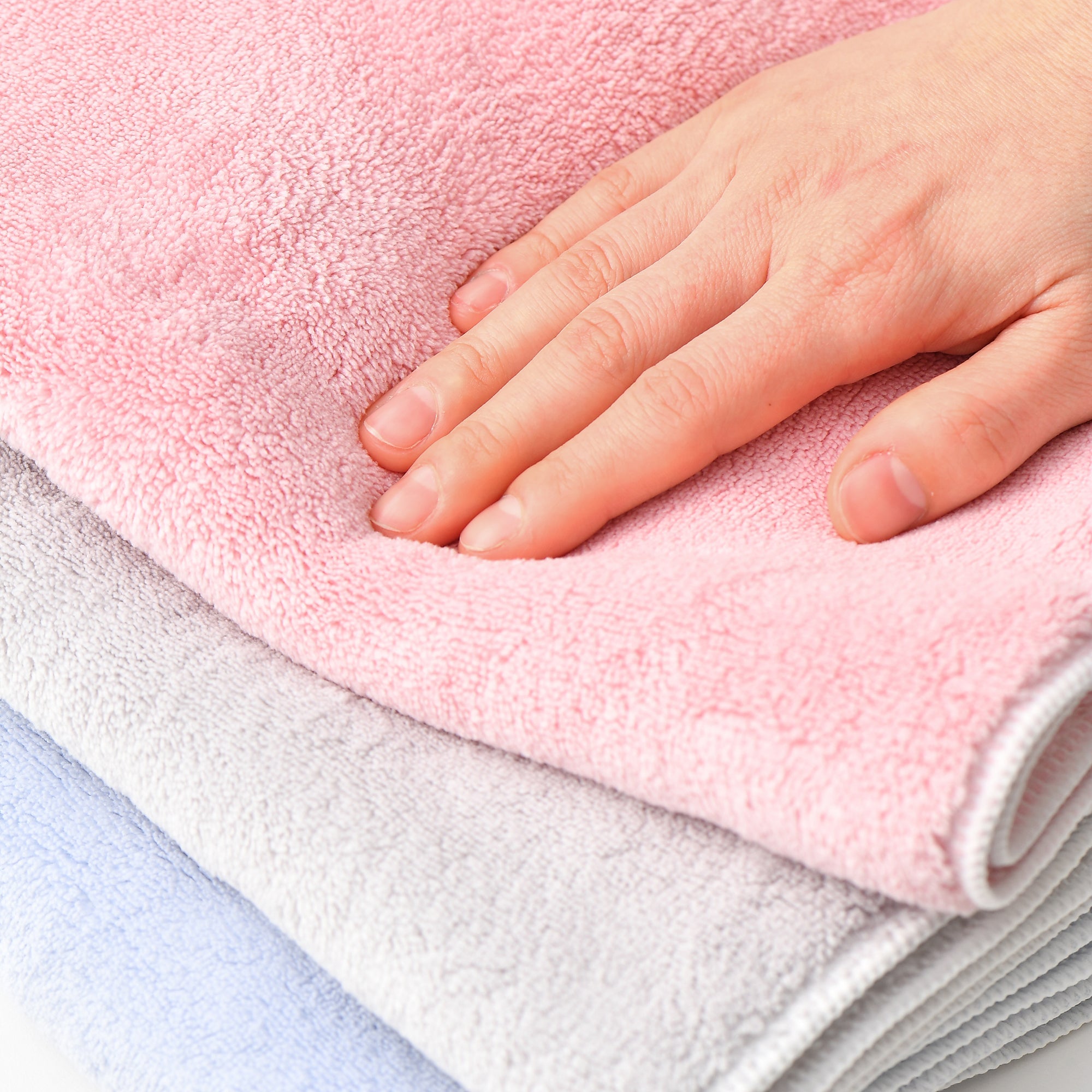 Premium Microfiber Face Towel - Soft & Absorbent Scallop Edge Light Blue Washcloth for Gentle Skin Care, Makeup Removal & Spa Use