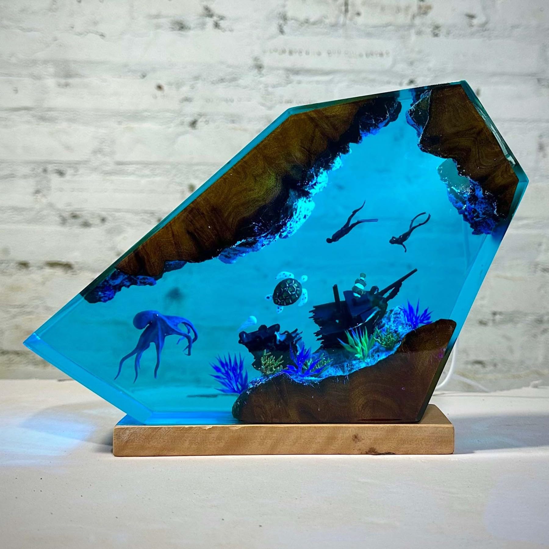 Handmade Octopus Resin Lamp - Ocean Themed USB Night Light for Bedside Table, Kids Room, Romantic Gifts for Friends & Lovers | Perfect for Home Decor, Birthday Presents & Relaxing Ambience (Style 5)