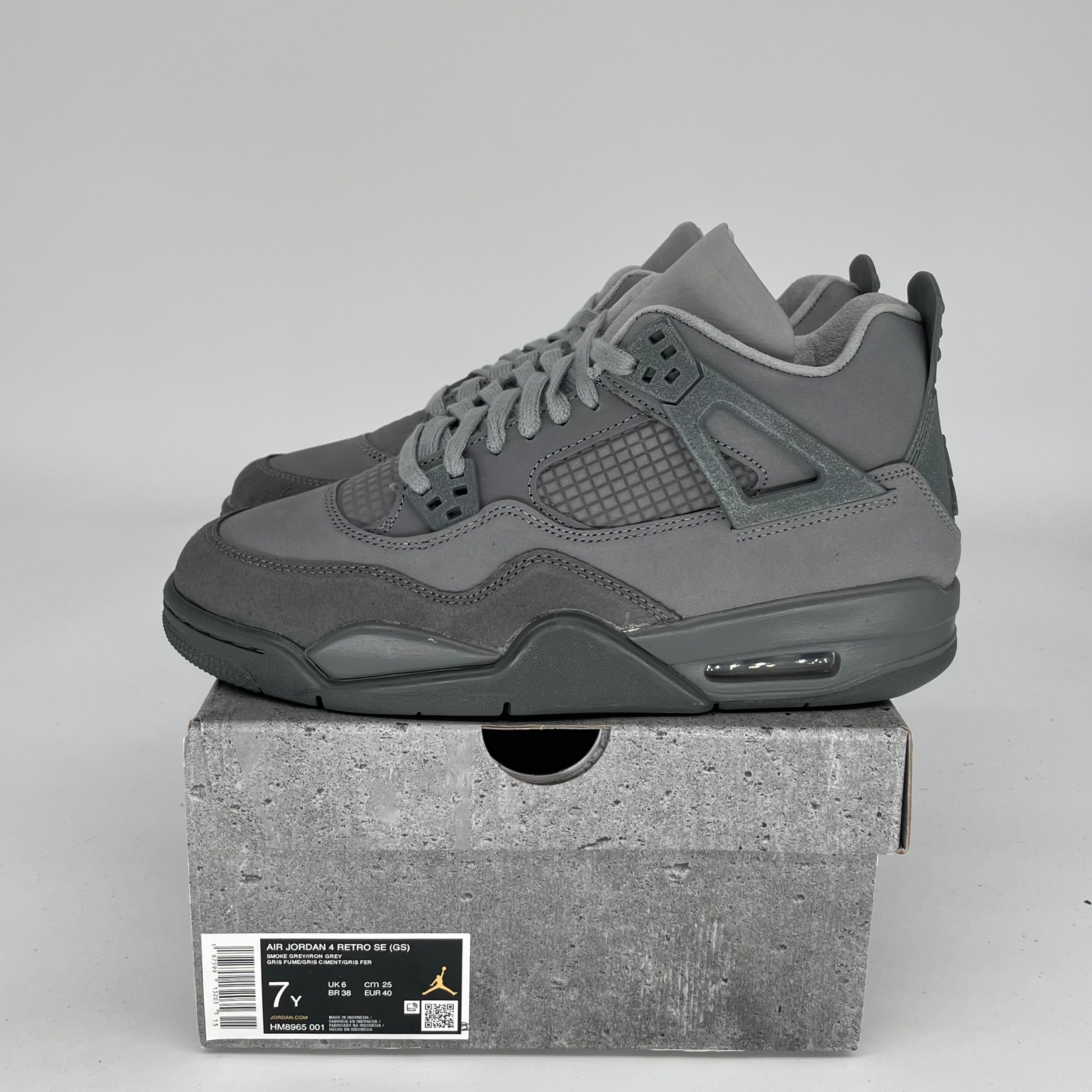 AIR JORDAN 4 Retro 