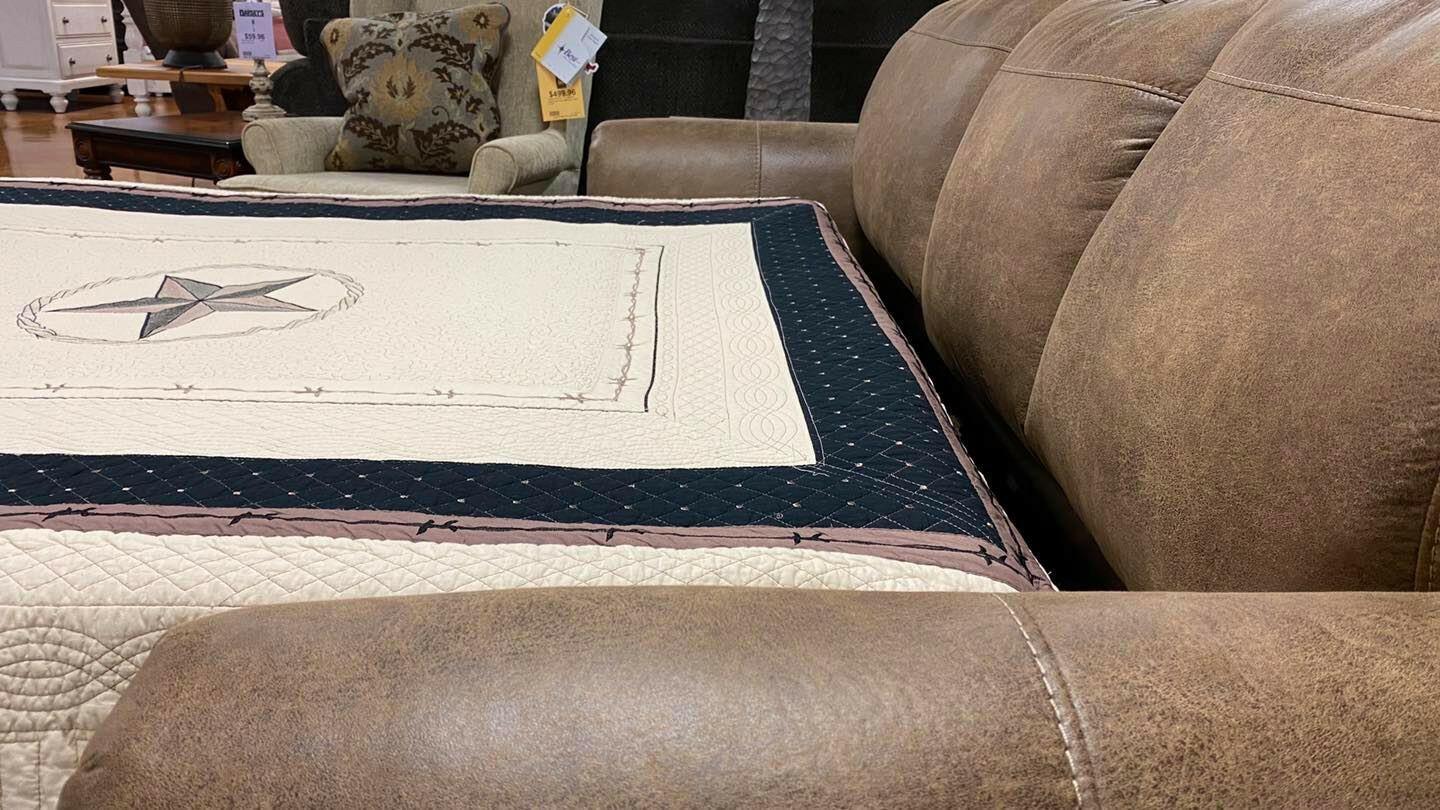 Larkinhurst Sofa Sleeper 3190139 - Convertible 3-Seater Pull-Out Bed with Storage, Modern Fabric Couch for Living Room, Guest Room & Small Spaces