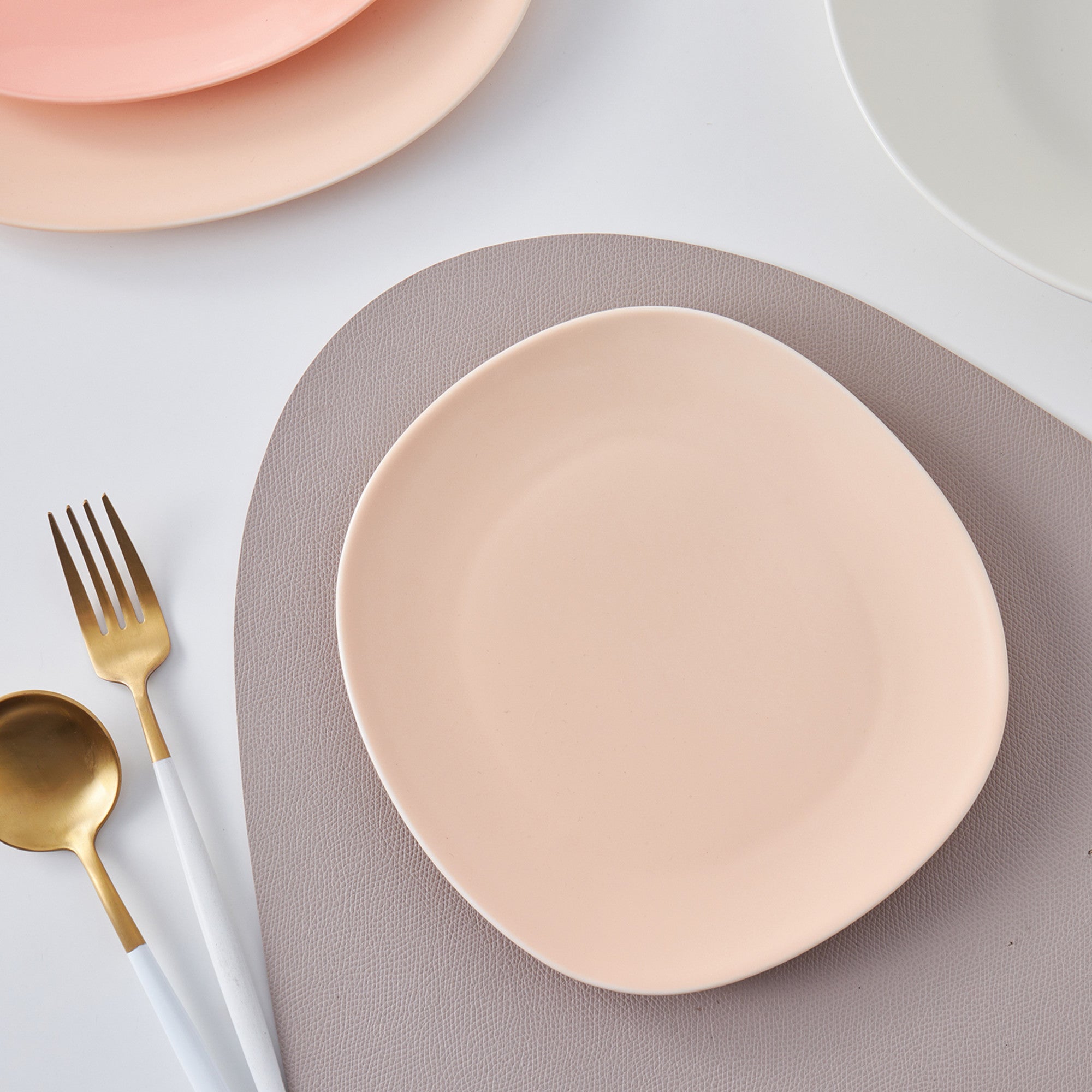 Delilah Porcelain Dinner Plate Set - 6-Piece Elegant Bone China Plates for Fine Dining, Parties & Home Decor
