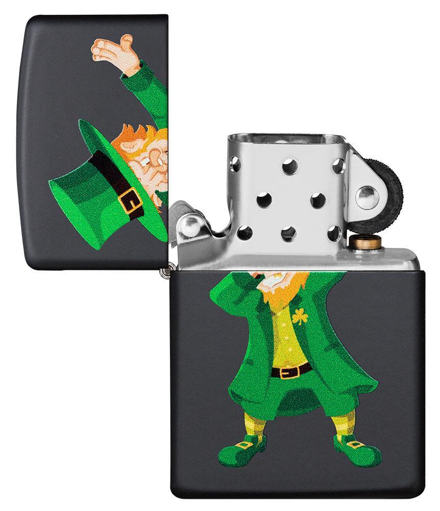 Funny Dabbing Leprechaun T-Shirt - St. Patrick's Day Party Outfit for Men & Women | Perfect for Irish Themed Events, Festivals & Gifts