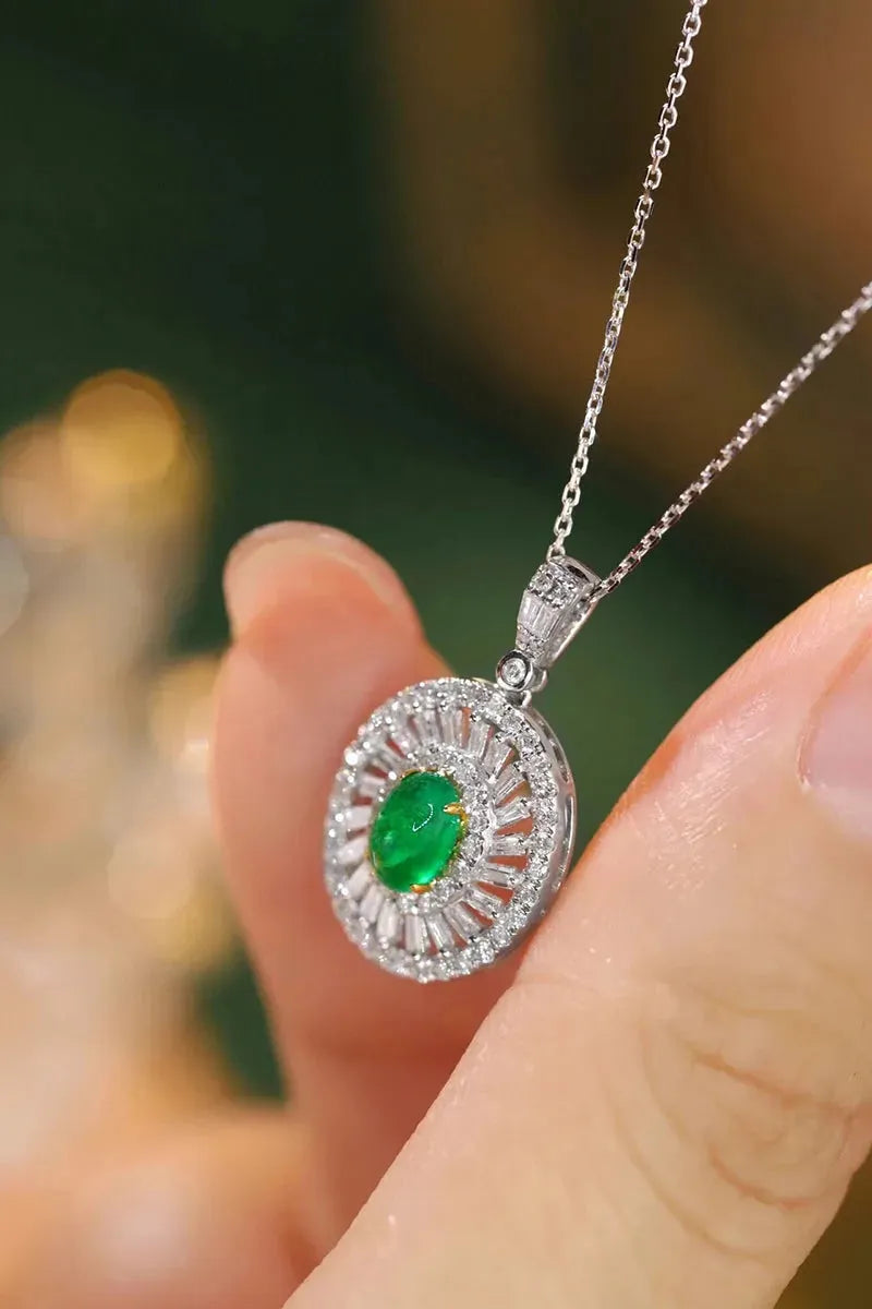 18K White & Yellow Gold Diamond & Emerald Necklace for Women - Luxury Oval Pendant Wedding Jewelry - Perfect for Bridal, Anniversary & Special Occasion Gifts