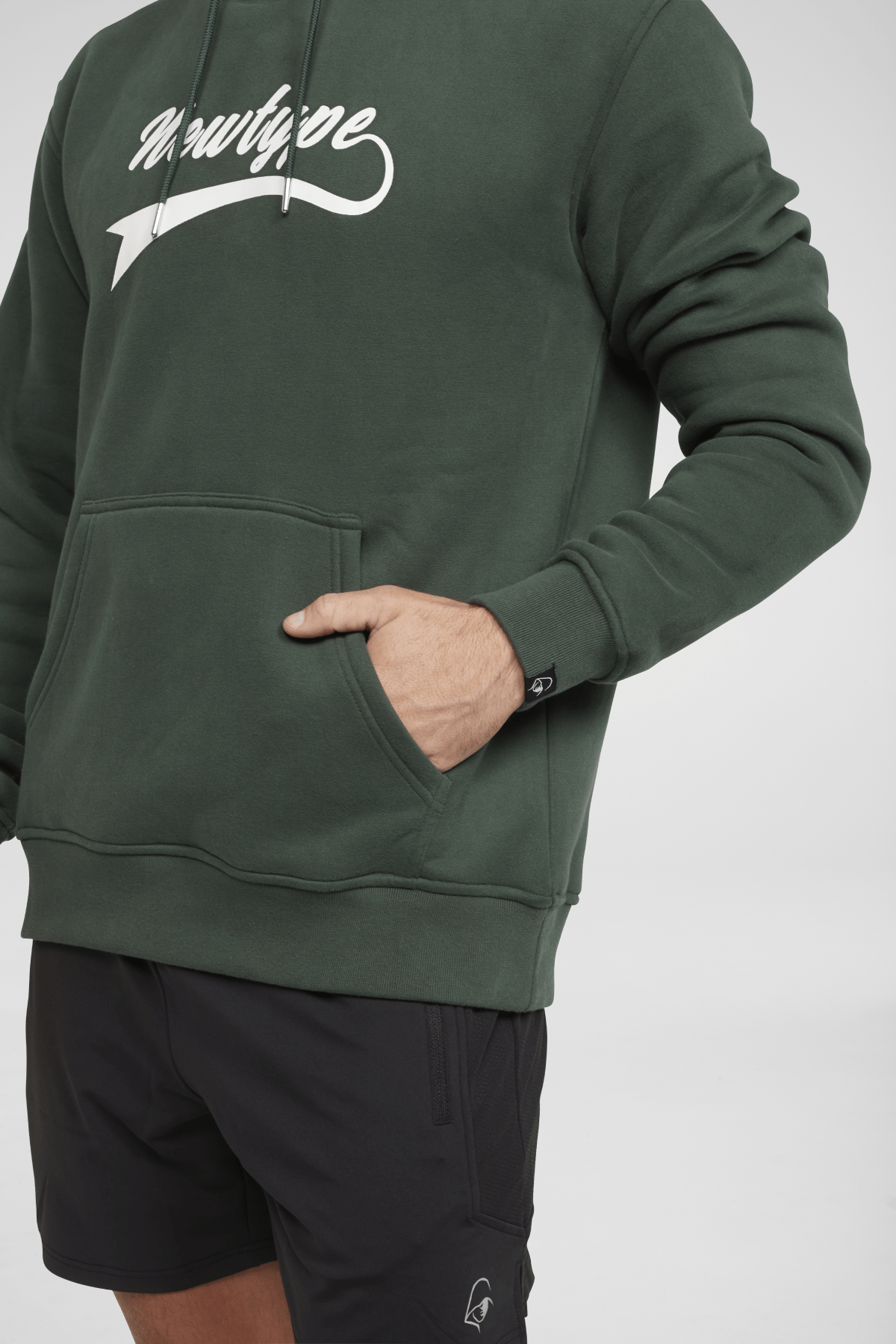 Dynamic Hooded Pullover Sweatshirt for Men & Women | Cozy Fleece Hoodie in Forest Green | Perfect for Outdoor Activities, Gym & Casual Wear