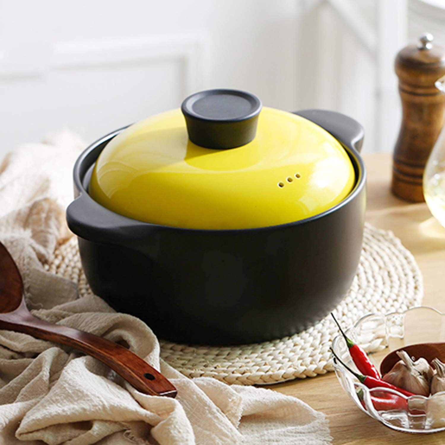 Double Handle Pure Ceramic Soup Tureen with Lid - 4.5L Heat-Resistant Round Black Casserole Pot for Stovetop & Oven Use - Perfect for Serving Stews, Soups & Hot Dishes at Dinner Parties