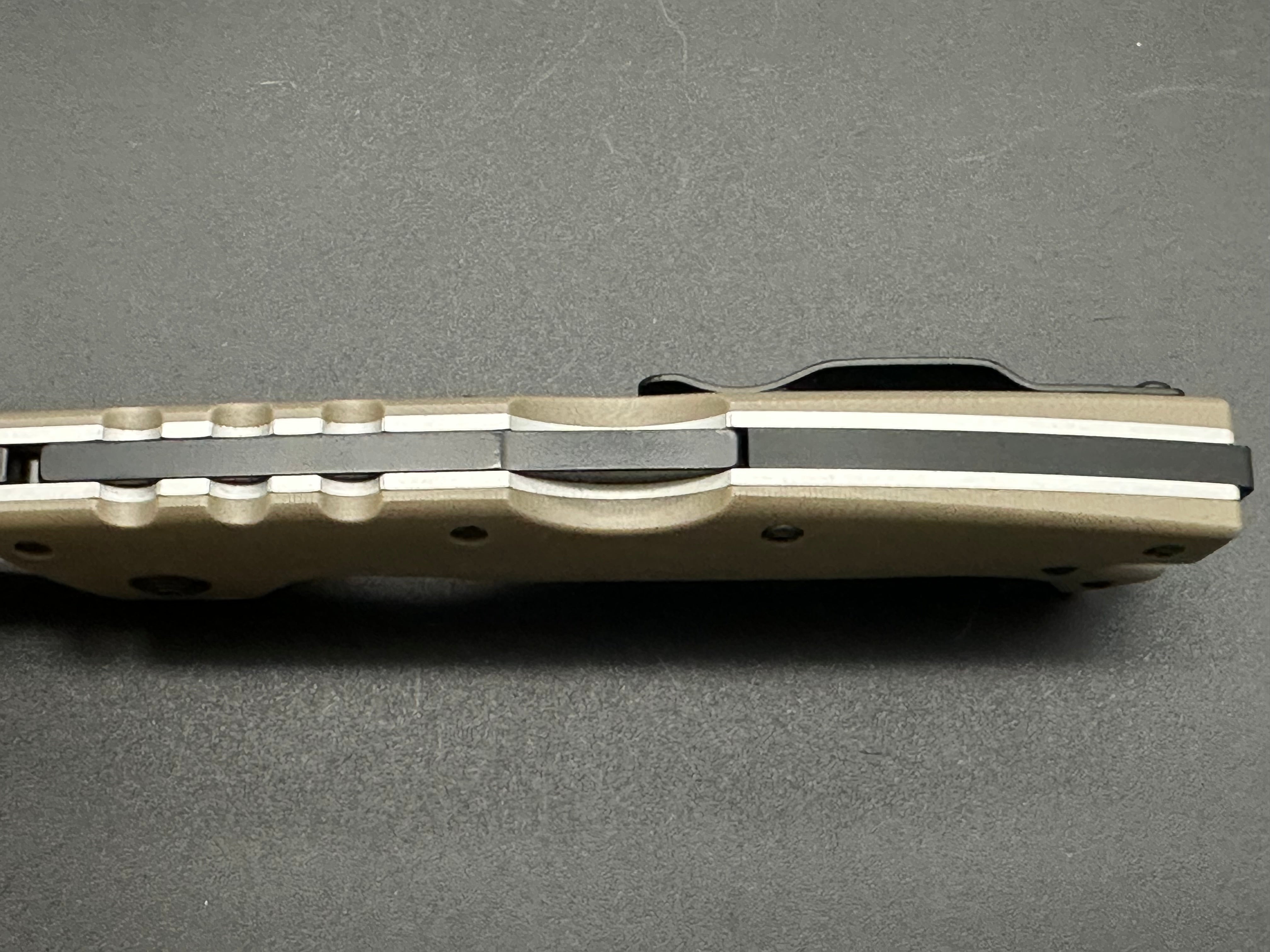 Cold Steel AD10 Tactical Folding Knife - Dark Earth G10 Handle, DLC Coated Blade for Outdoor Survival, Camping & EDC