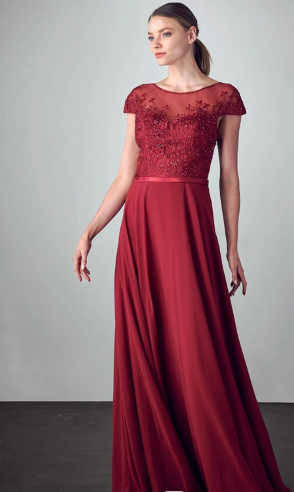Elegant Abby Gown for Women - Comfortable Nightgown & Sleepwear - Perfect for Home, Lounge, and Relaxation