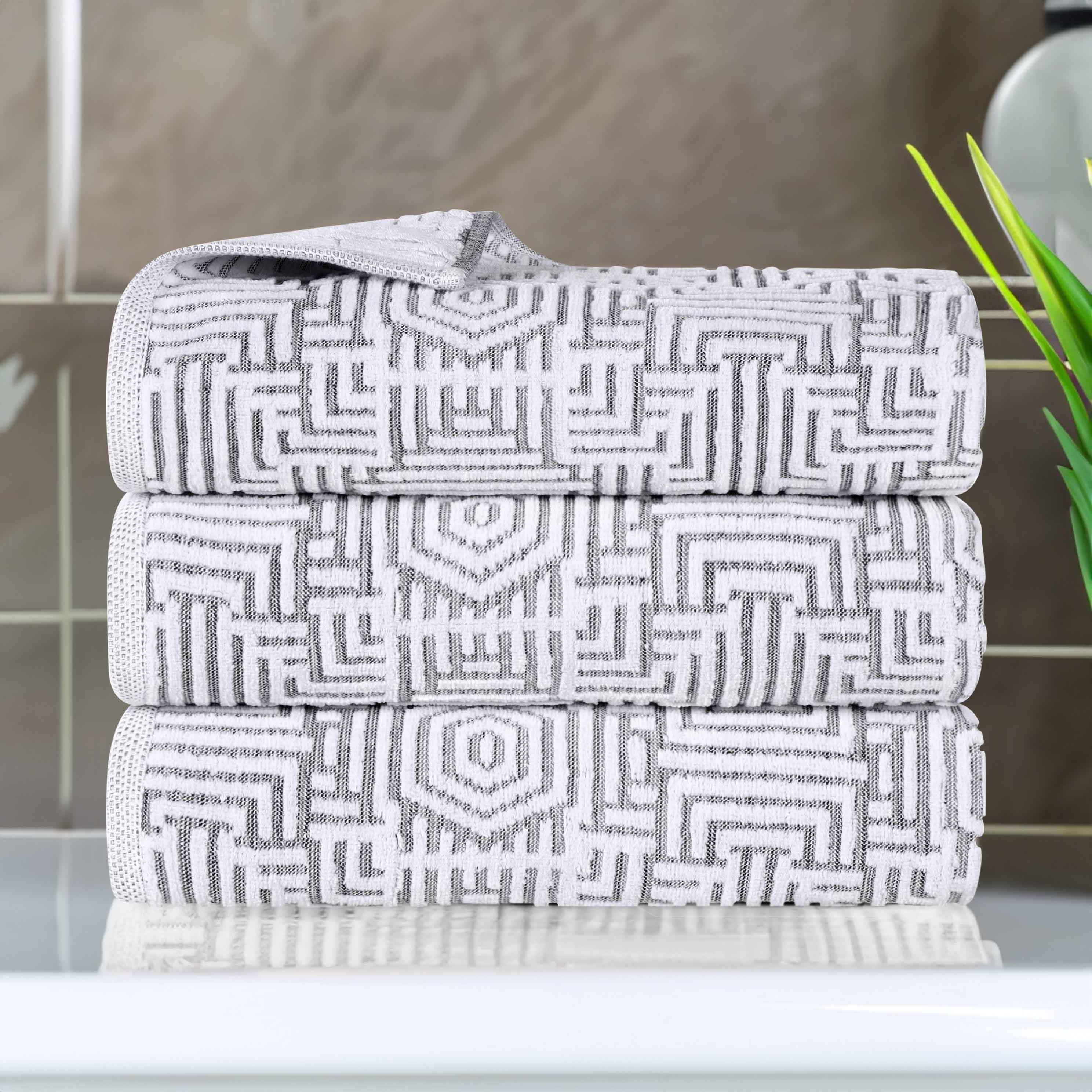 Premium Cotton Modern Geometric Jacquard Plush Absorbent Bath Towel Set of 3 - Soft & Quick-Drying for Spa, Gym & Luxury Bathroom Use
