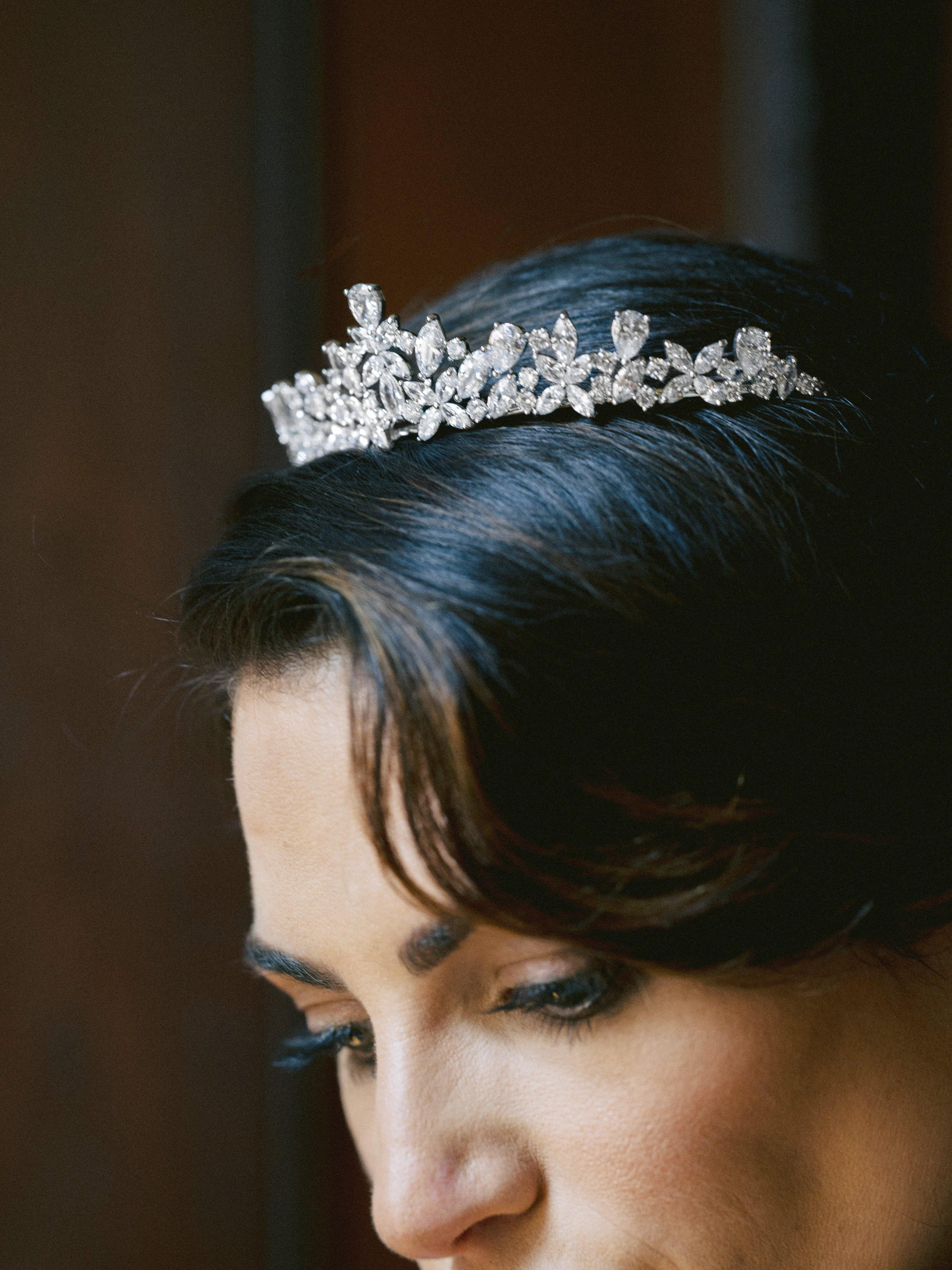 VERONA Bridal Tiara - Elegant Wedding Crown for Bride, Bridesmaids & Flower Girls | Perfect for Weddings, Prom, Pageants & Special Occasions