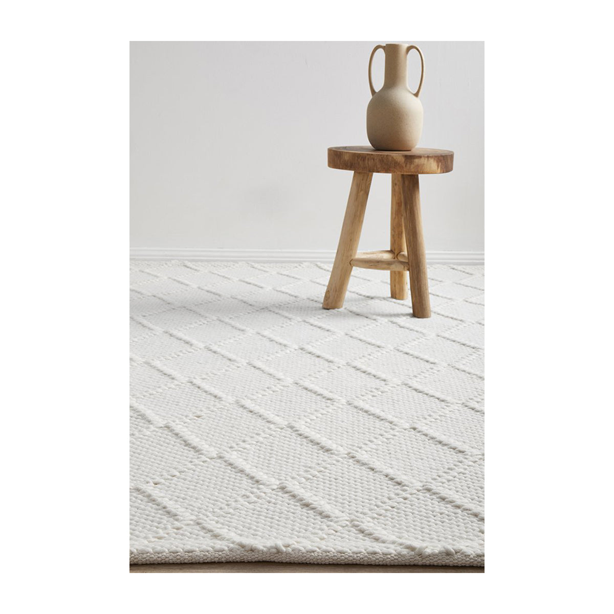 Premium Huxley White Area Rug - Soft Plush Shag Carpet for Living Room, Bedroom & Nursery - Cozy Home Decor & Floor Mat