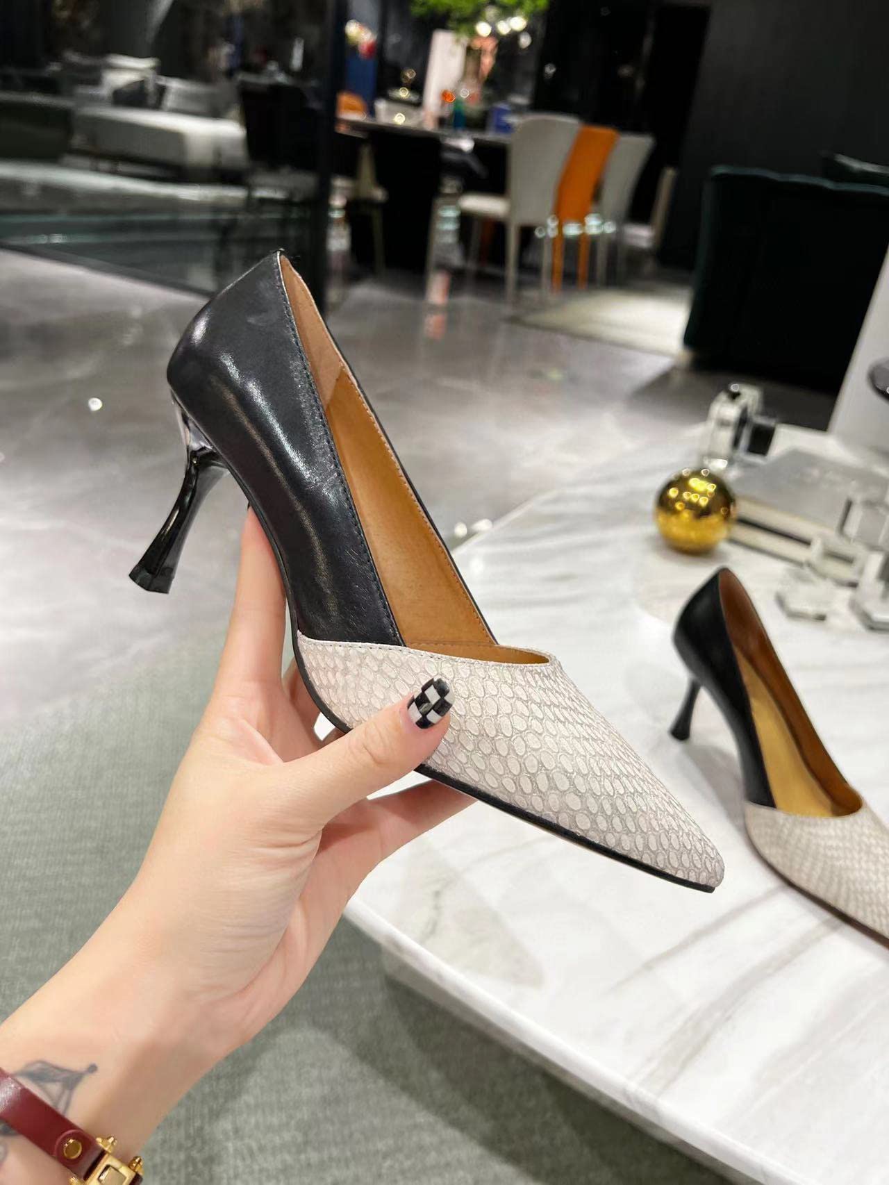 Mengchengying Women's Kitten Heels - Pointed Toe Pumps Slip On Dress Shoes - Leather Mid High Heels for Work, Office & Party Wear - Comfortable Professional Stiletto Heels for Women