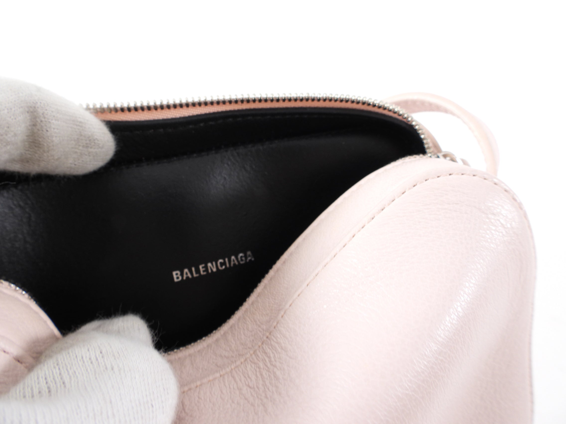 Balenciaga Light Pink Everyday XS Camera Bag - Stylish Crossbody Purse for Women | Perfect for Travel, Shopping & Daily Use