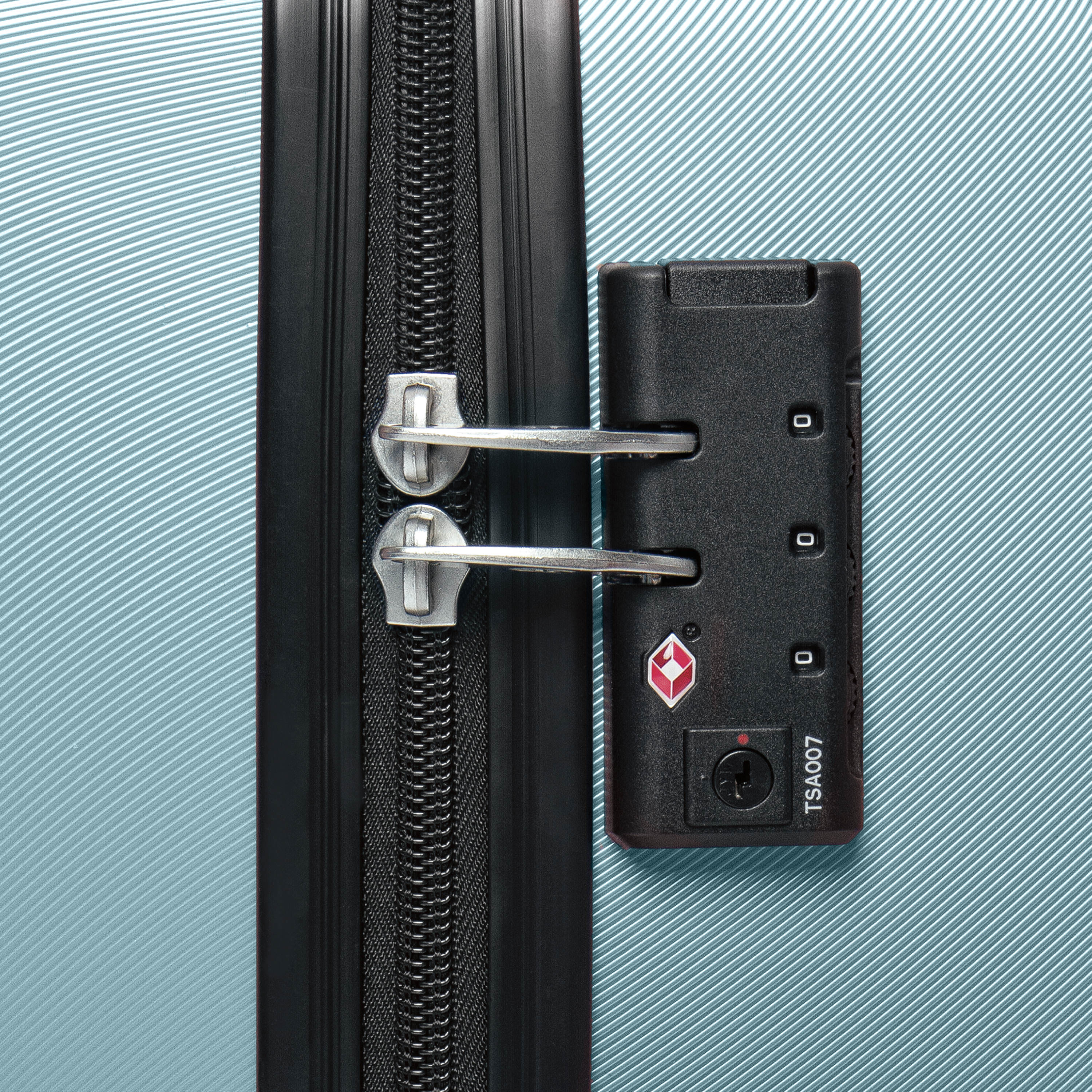 American Tourister Crave Collection 2-Piece Expandable Spinner Luggage Set (20