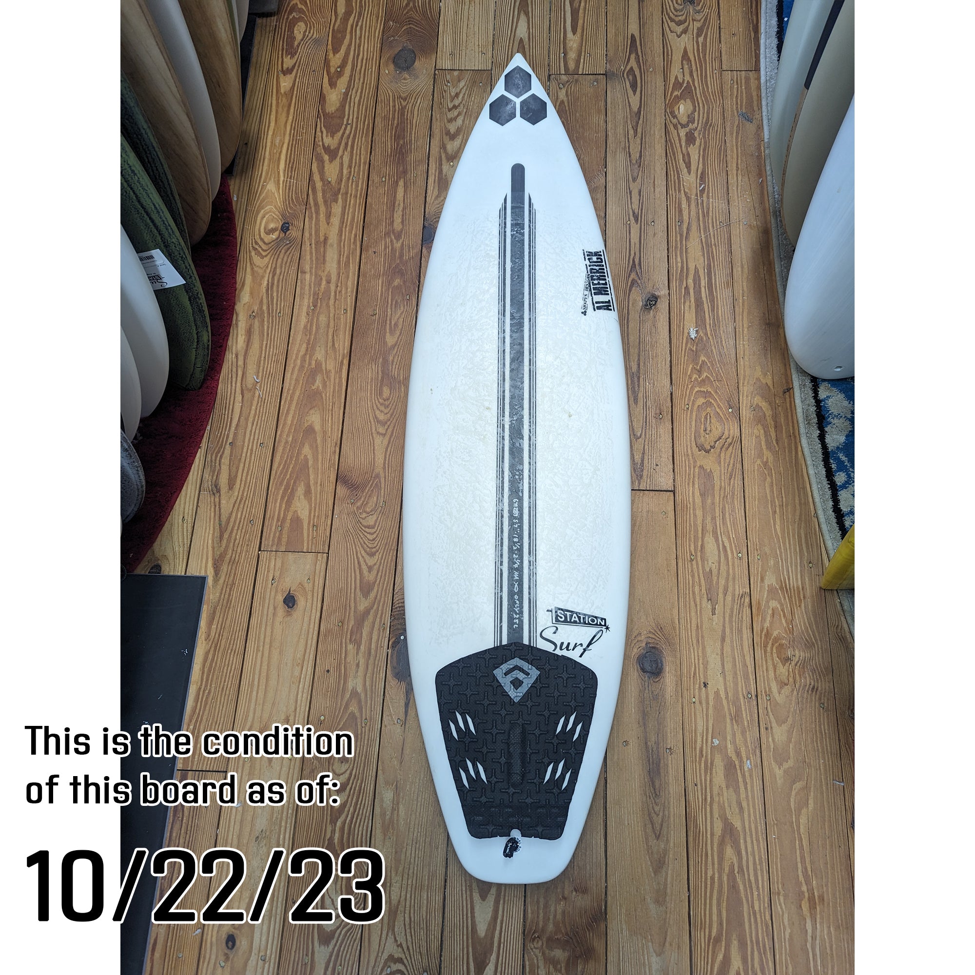 Channel Islands OG Flyer Demo Surfboard with FCS II Fin System - Perfect for Wave Riding & Surf Training | Lightweight & Durable for All Skill Levels