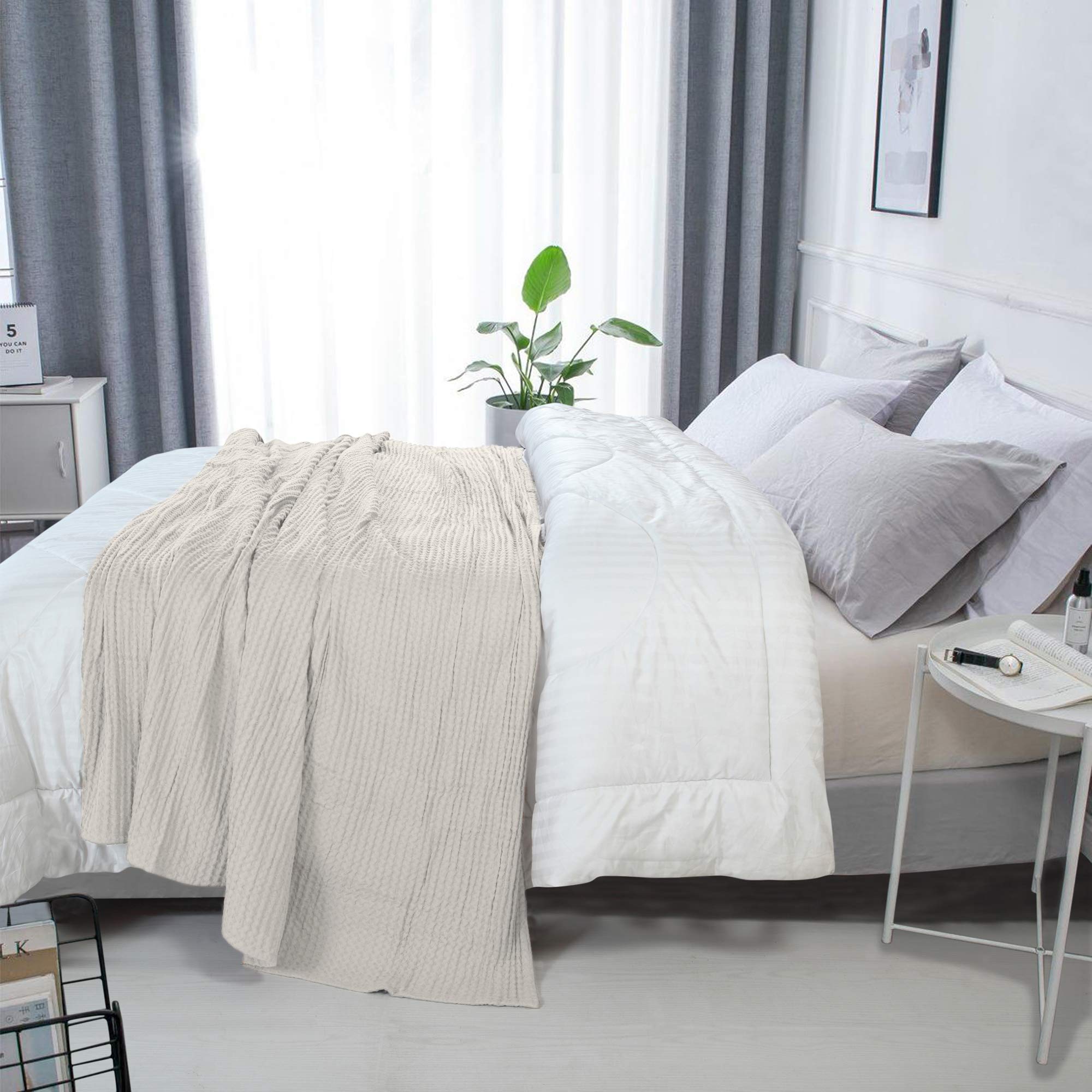 HILLFAIR 100% Combed Cotton Queen Size Blanket - Soft & Breathable All-Season Waffle Weave Bedding - Lightweight Summer Blanket for Home Decor - Ivory Queen Bed Cover - Perfect for Bedroom, Living Room & Guest Room Use
