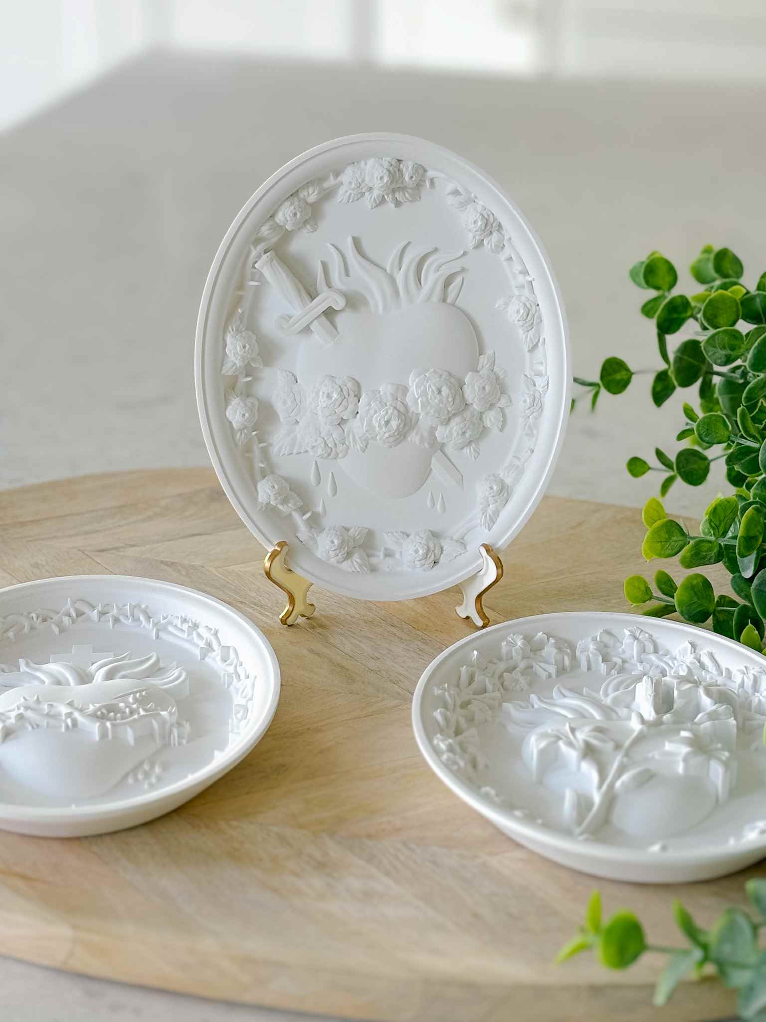 Hearts of the Holy Family Cameo Pendant - Elegant White Religious Jewelry for Women - Perfect for Baptism, First Communion & Spiritual Gifts