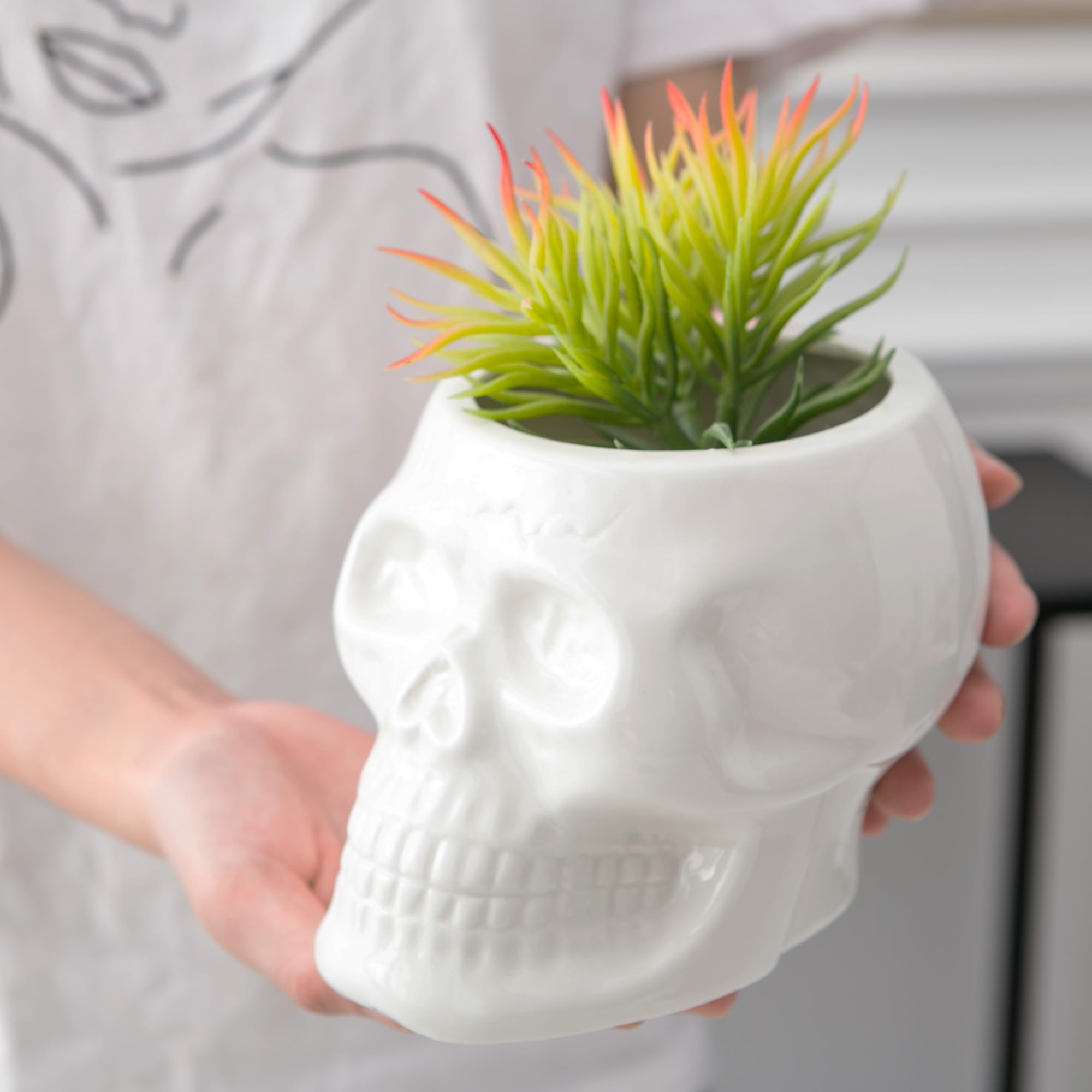 Skull Planter Pots & Skeleton Vase for Succulents & Flowers | Gothic Table Centerpiece | Punk Home Decor | Halloween & Day of The Dead Decorations - White | Perfect for Goth Home Decor, Halloween Parties & Succulent Displays
