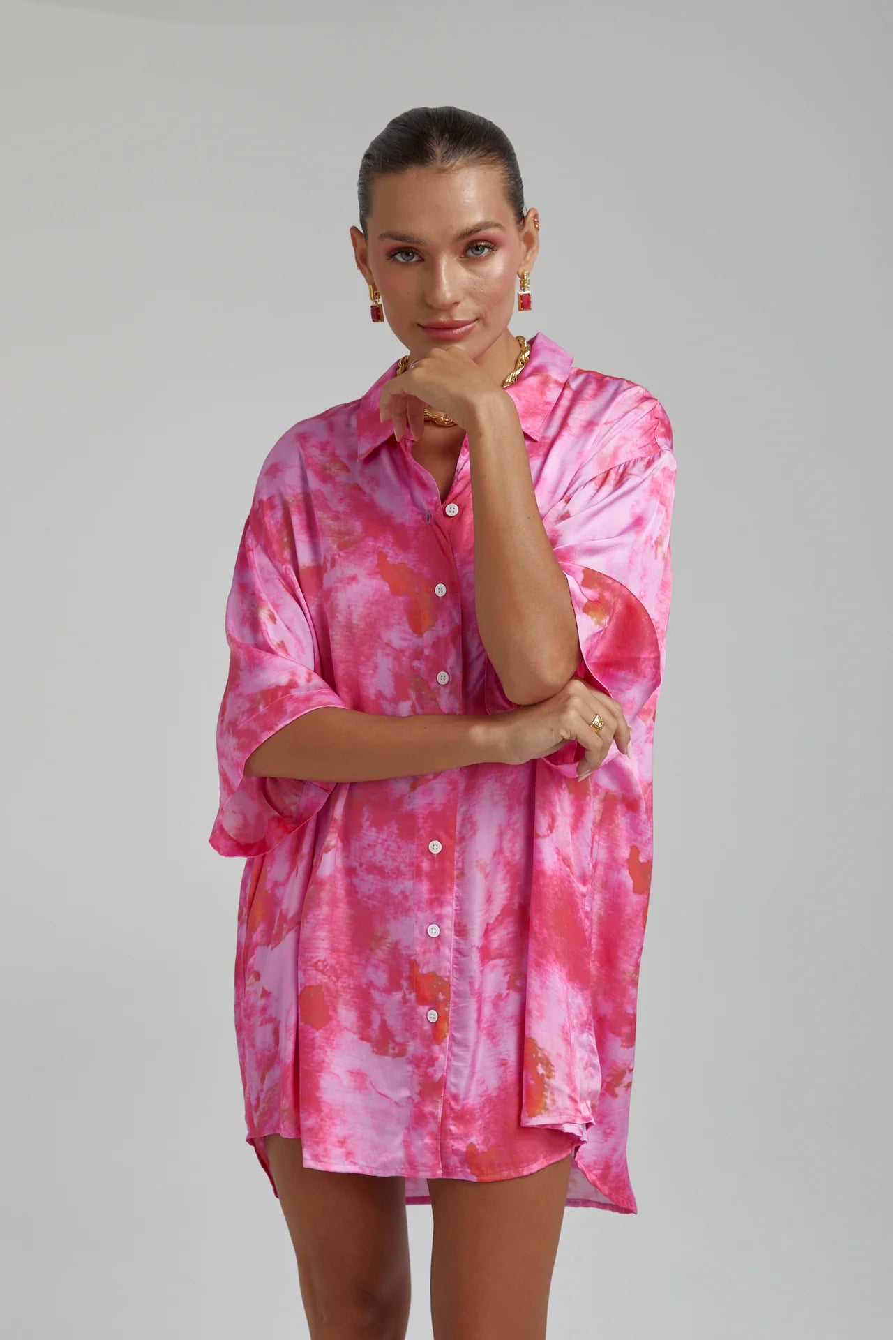 Stylish Big Shirt with Hibiscus Print - Comfortable Oversized Blouse for Women - Perfect for Beach, Vacation, and Summer Outfits
