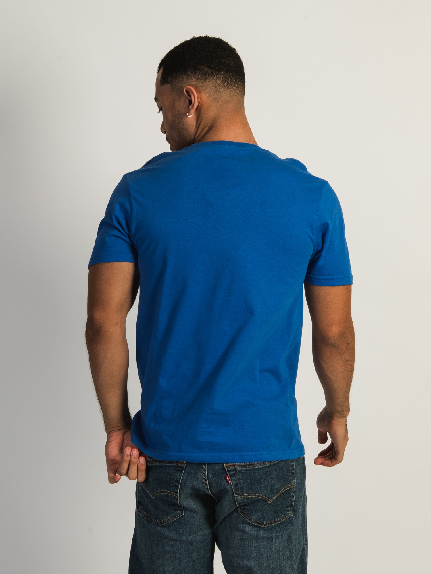 47 NFL Buffalo Bills Franklin Vintage T-Shirt - Clearance Sale - Perfect for Game Day, Tailgating & Fan Gifts