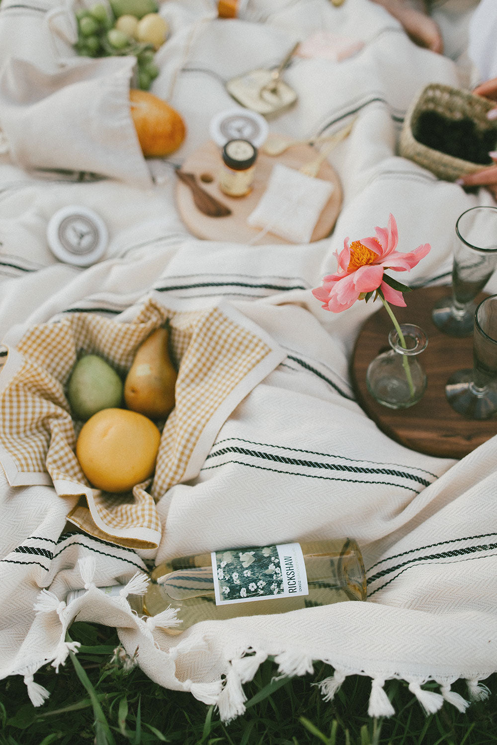 Premium Handwoven Turkish Cotton Blanket - Soft & Breathable Throw Blanket for Bed, Sofa, and Outdoor Use - Luxury Home Decor Gift