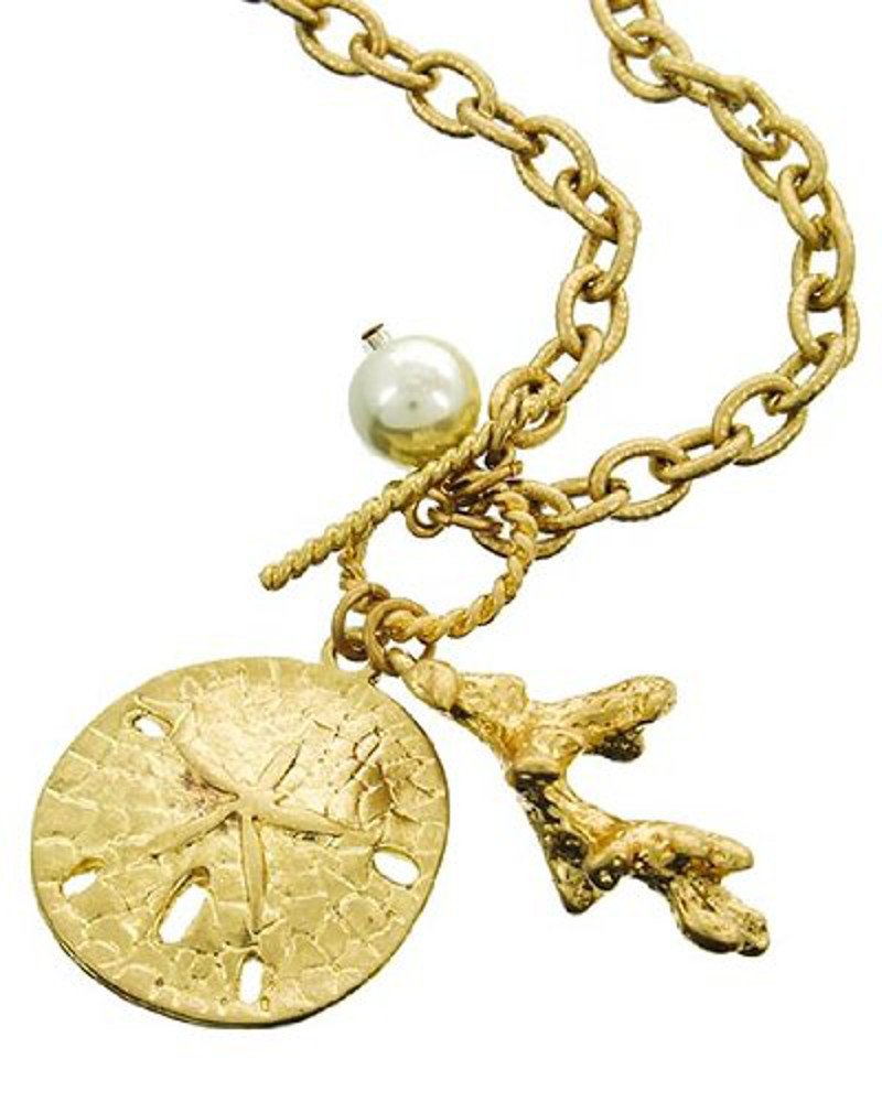 Elegant Gold Sand Dollar Pendant Necklace - Fashion Jewelry for Women - Perfect for Beach Vacations, Summer Outfits & Gift Giving