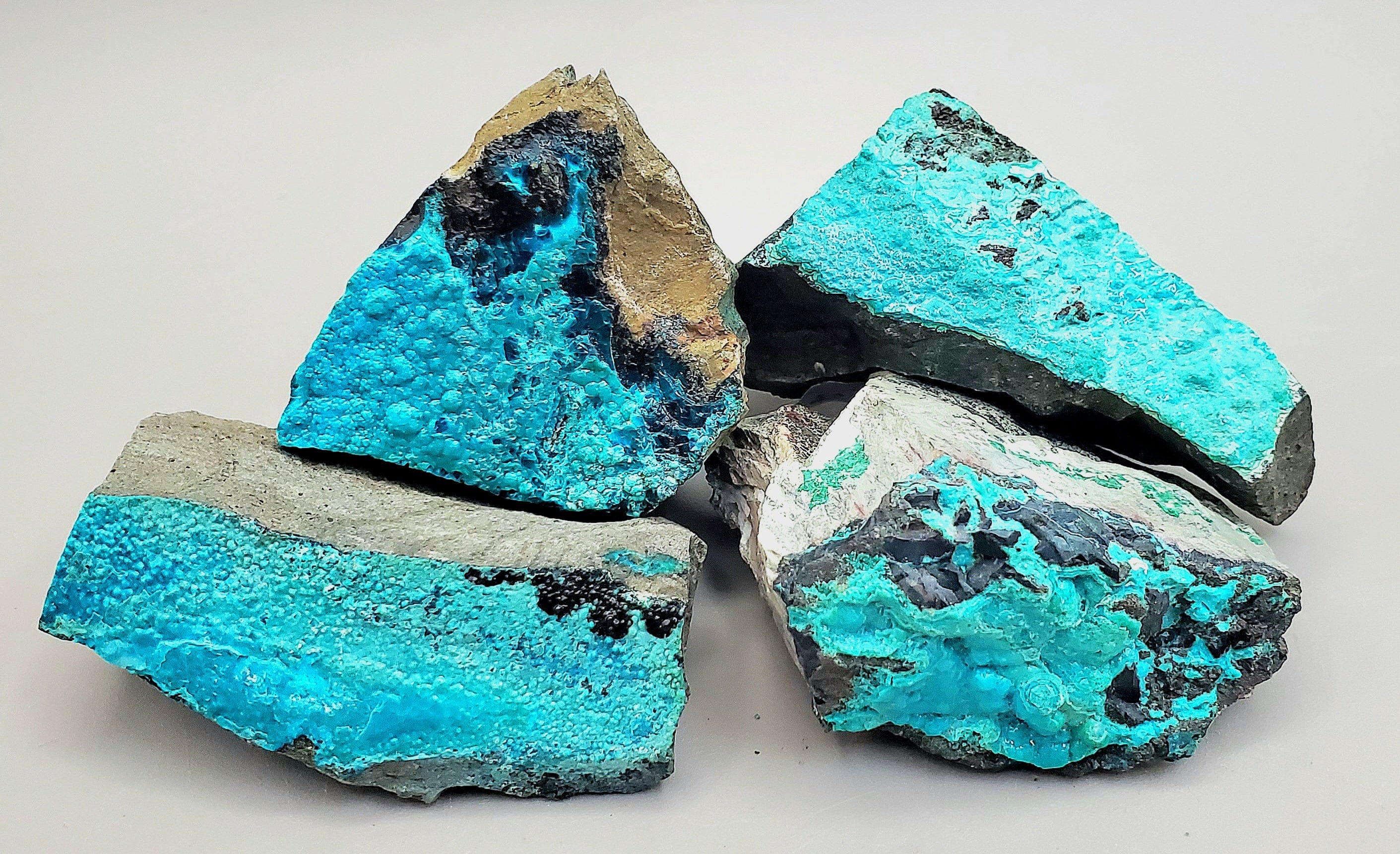 Natural Chrysocolla Crystal Specimen - Raw Healing Stone for Meditation, Jewelry Making & Home Decor | Collectible Mineral for Energy Work & Spiritual Healing