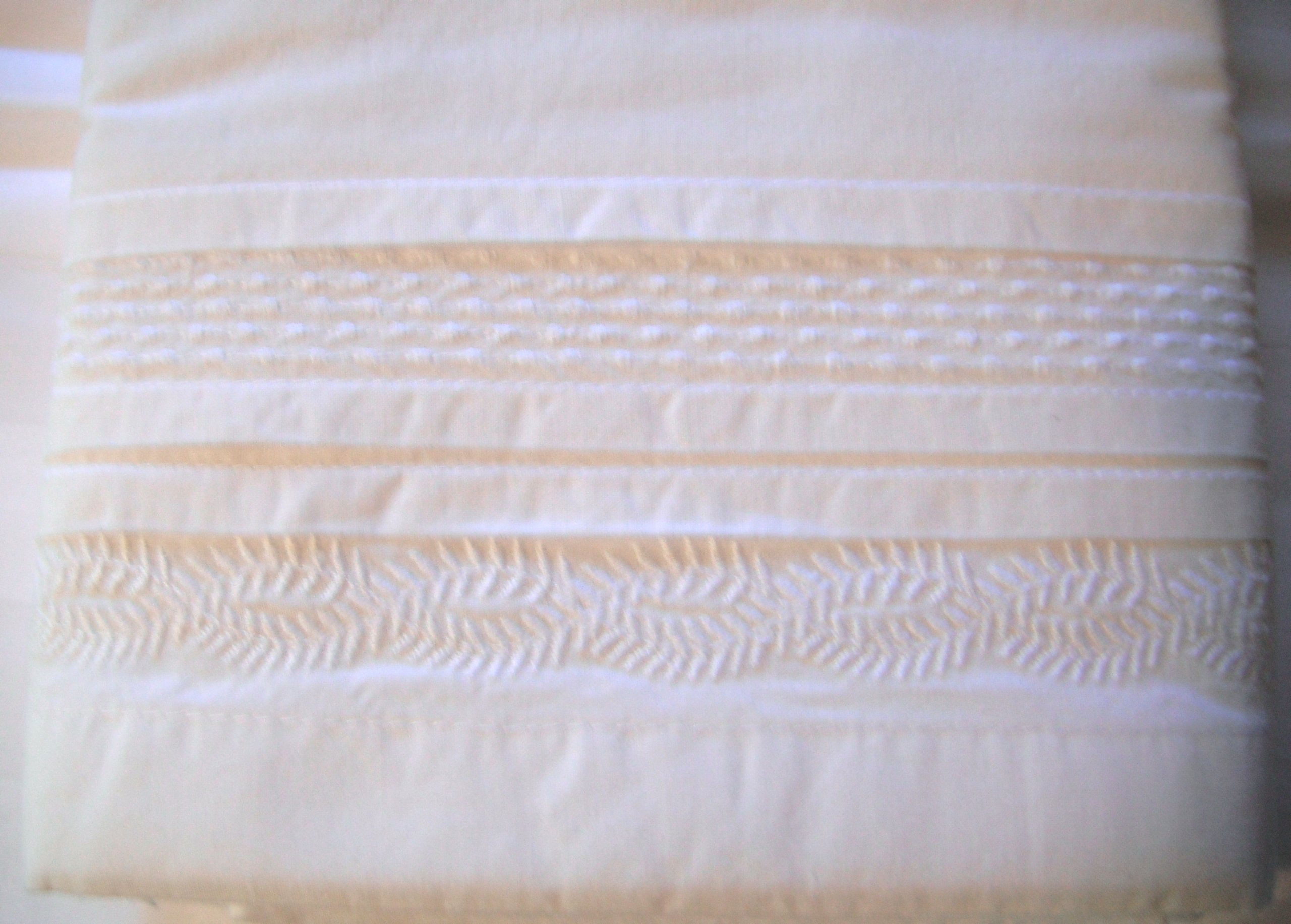 Ralph Lauren Rutherford Park White Embroidered Lace Standard Pillowcases (Set of 2) - Luxury Bedding for Master Bedroom, Guest Room & Hotel Decor