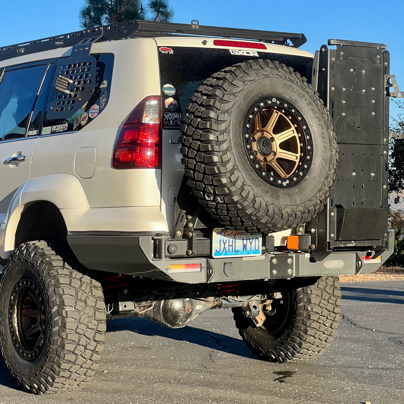 Dissent Off Road Heavy Duty Tire Carrier Swing Out for Jeep Wrangler & Gladiator - Compatible with Modular Rear Bumper | Off-Road Adventure & Overlanding Accessory