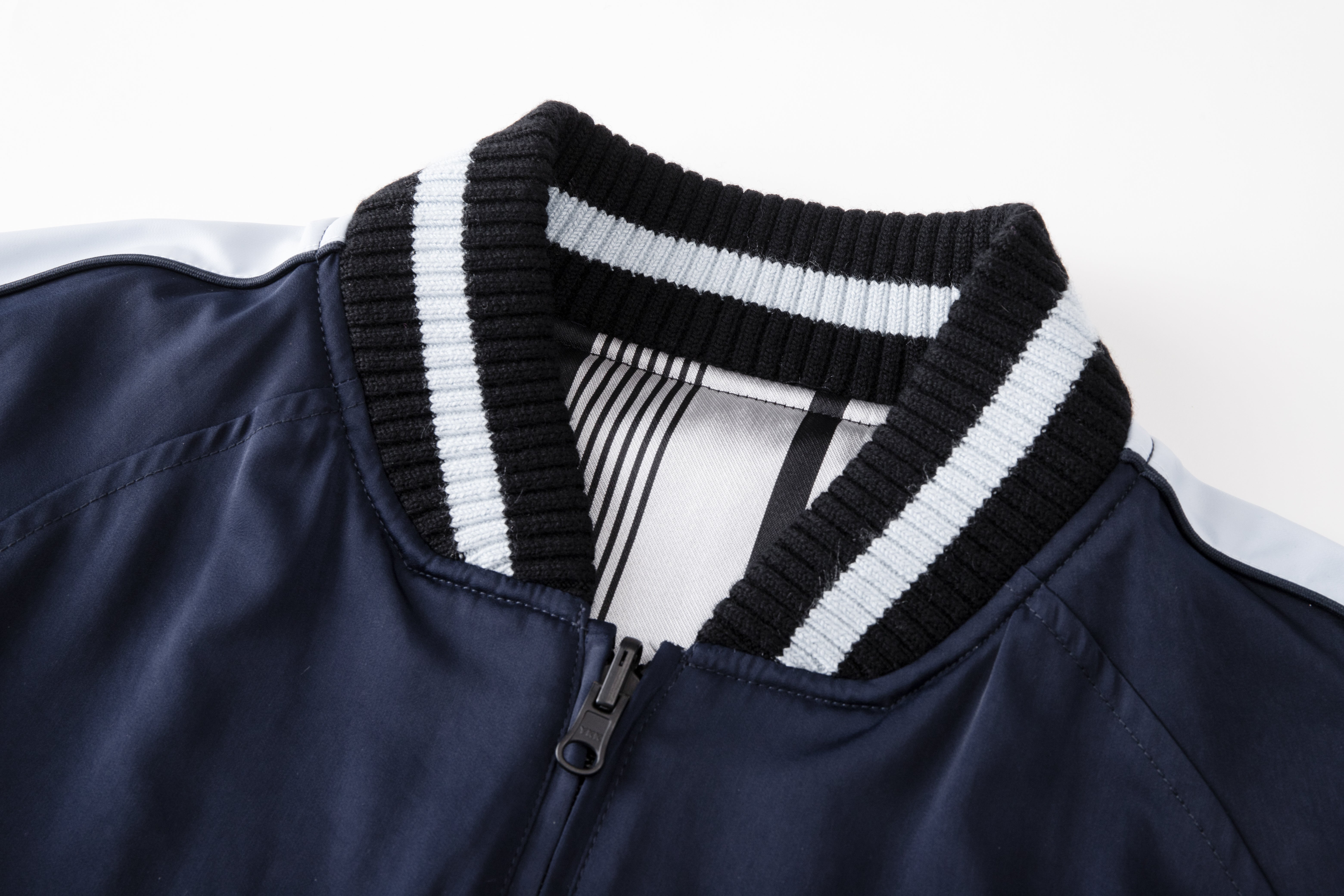 Stylish Contrast Lining Jersey Jacket for Women - Trendy Lightweight Outerwear for Casual Wear, Travel & Everyday Fashion